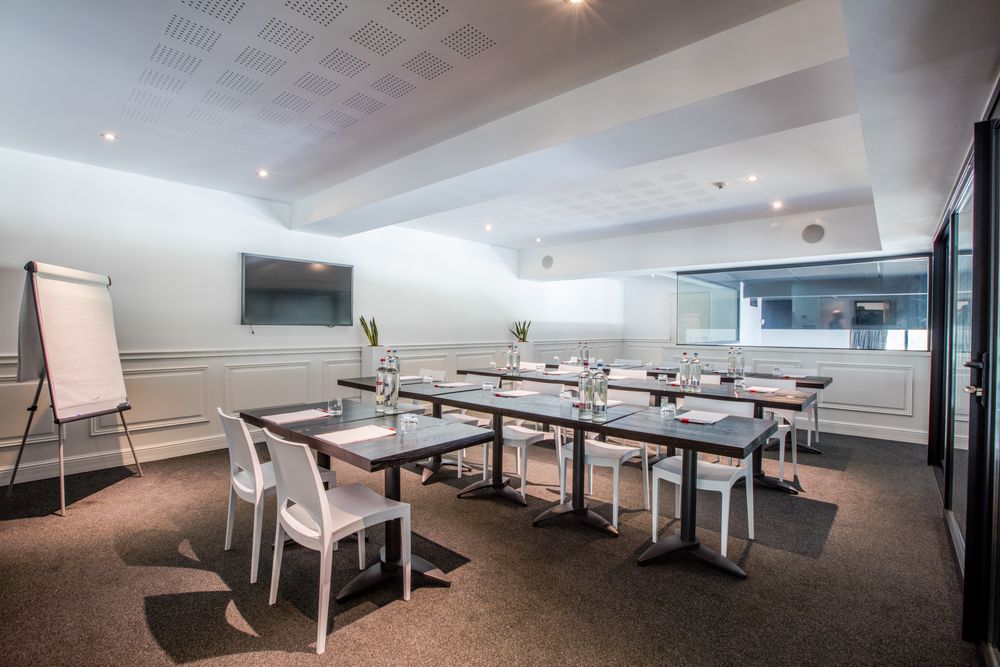 AED Studios – photo 4, salle de séminaire à Lint