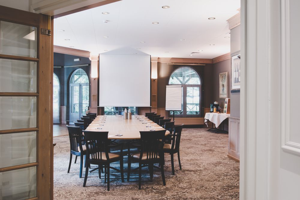 Hotel Restaurant DEN HOF – photo 2, salle de séminaire à Zelzate