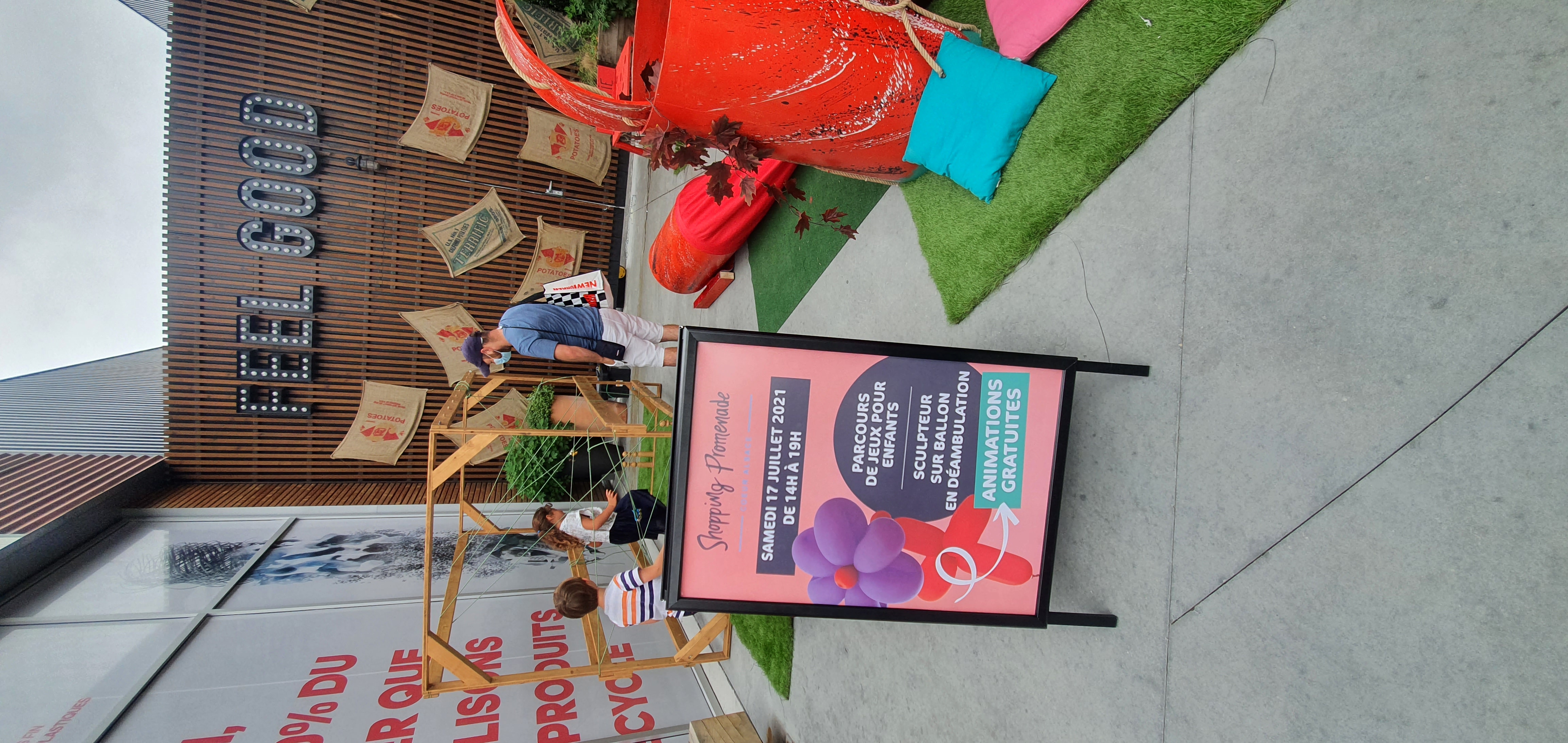 Kinderanimatie bedrijf Brussel, afsluitmoment personeelsfeest met gezinnen · INNOV'events