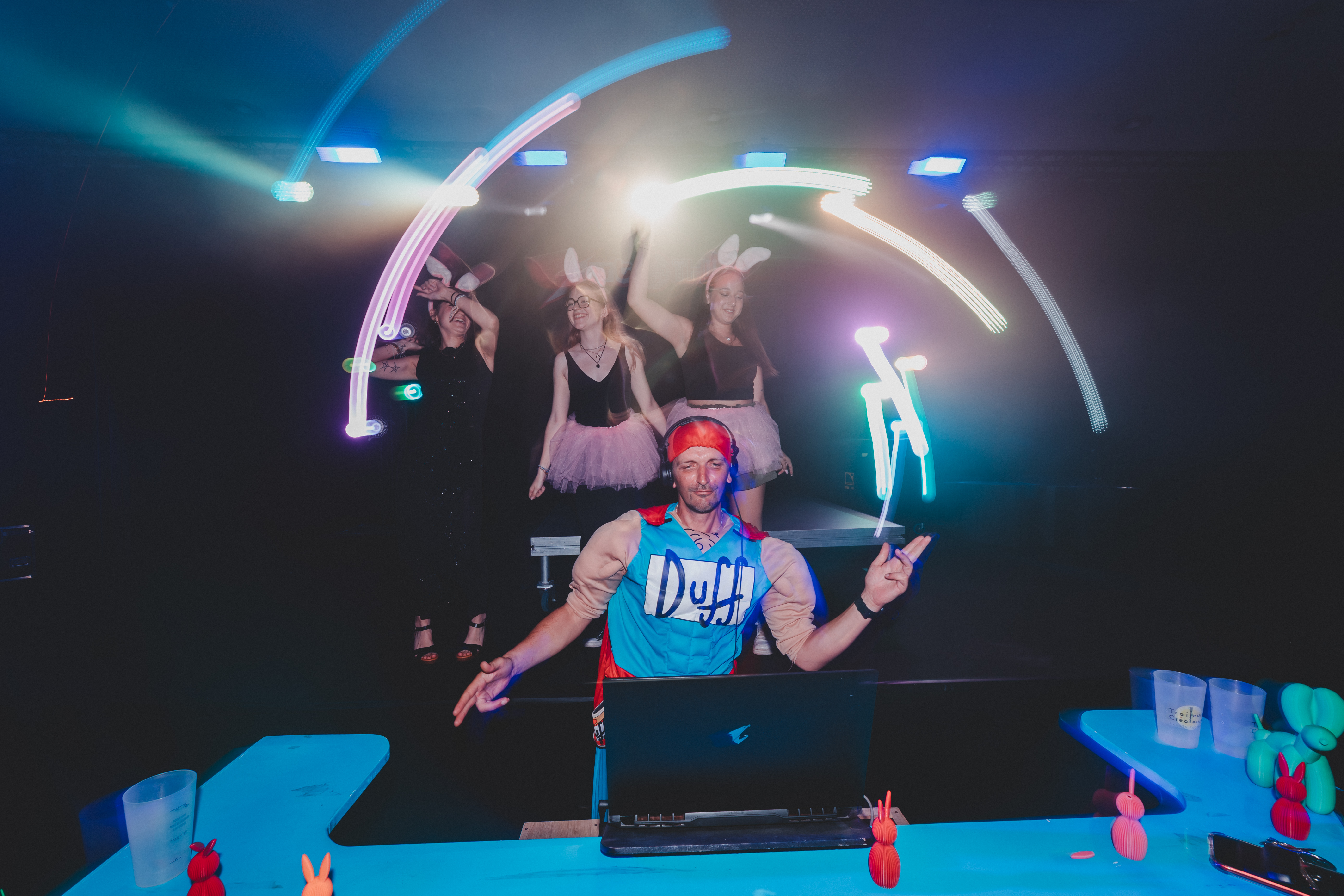 Hybride afscheidsfeest Antwerpen teamactiviteit namiddag gevolgd door souper · INNOV'events