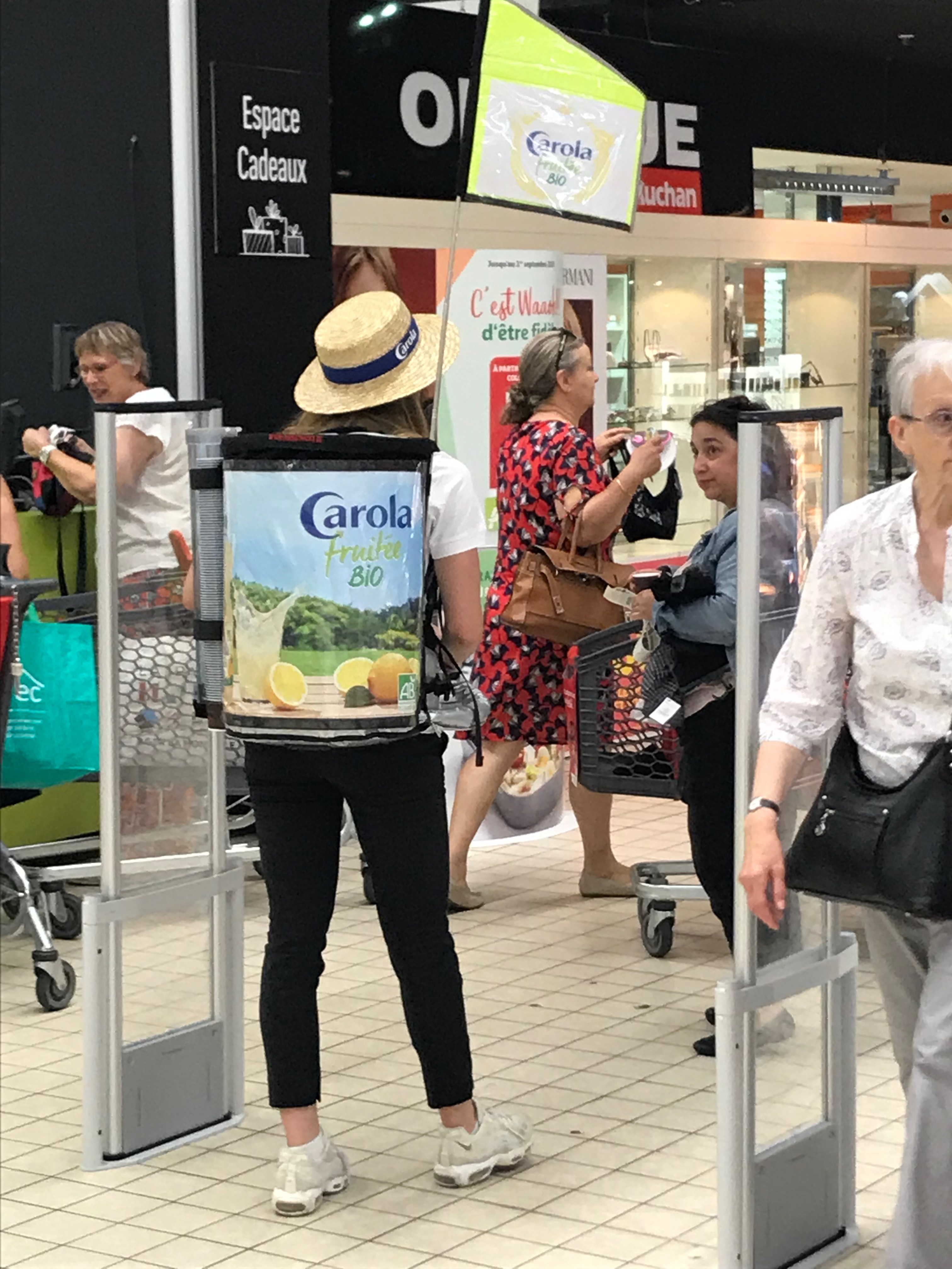 Activation de marque corporate Bruxelles Sablon équipes en extérieur · INNOV'events