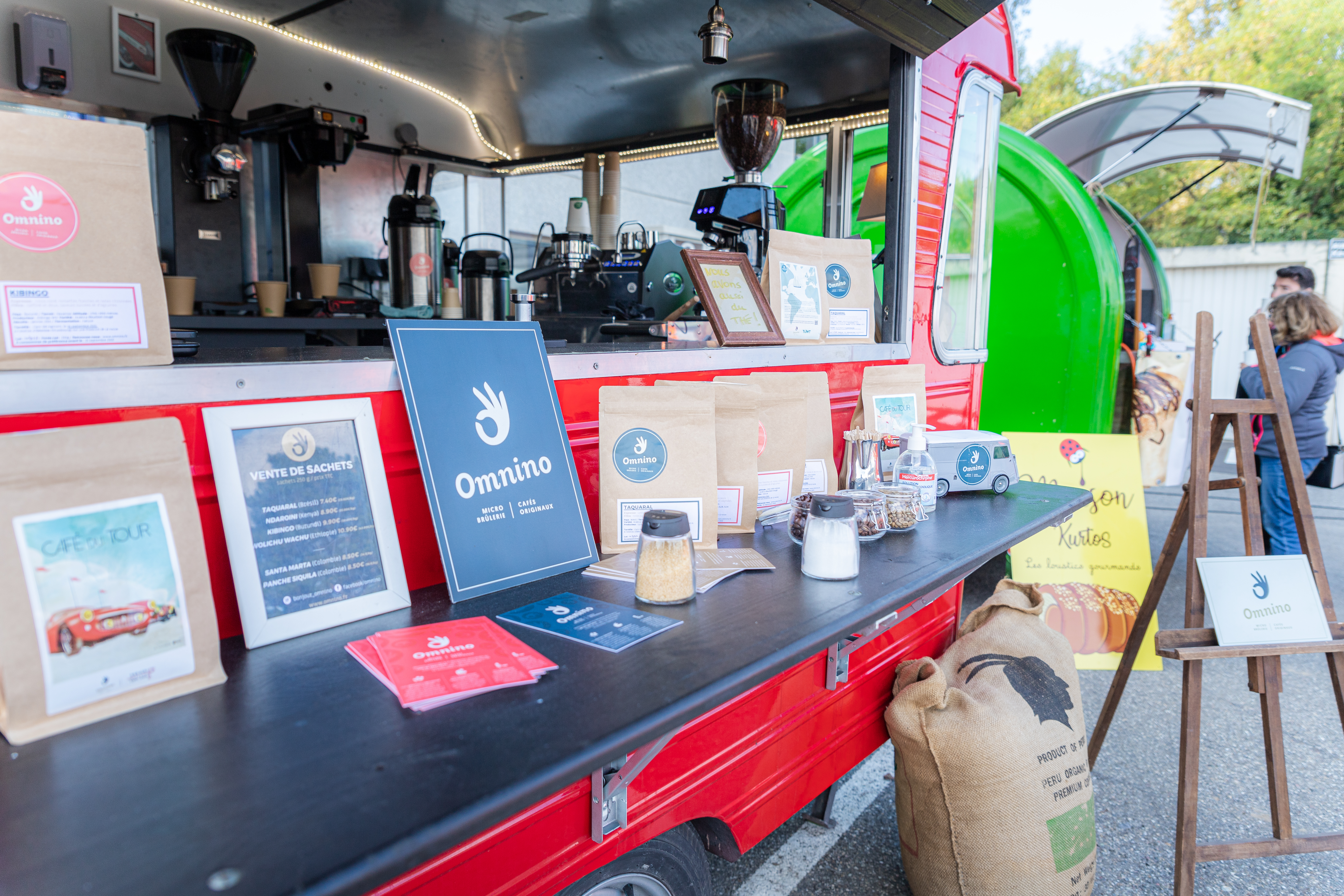 Location de food truck entreprise Anvers soirée équipes quais · INNOV'events