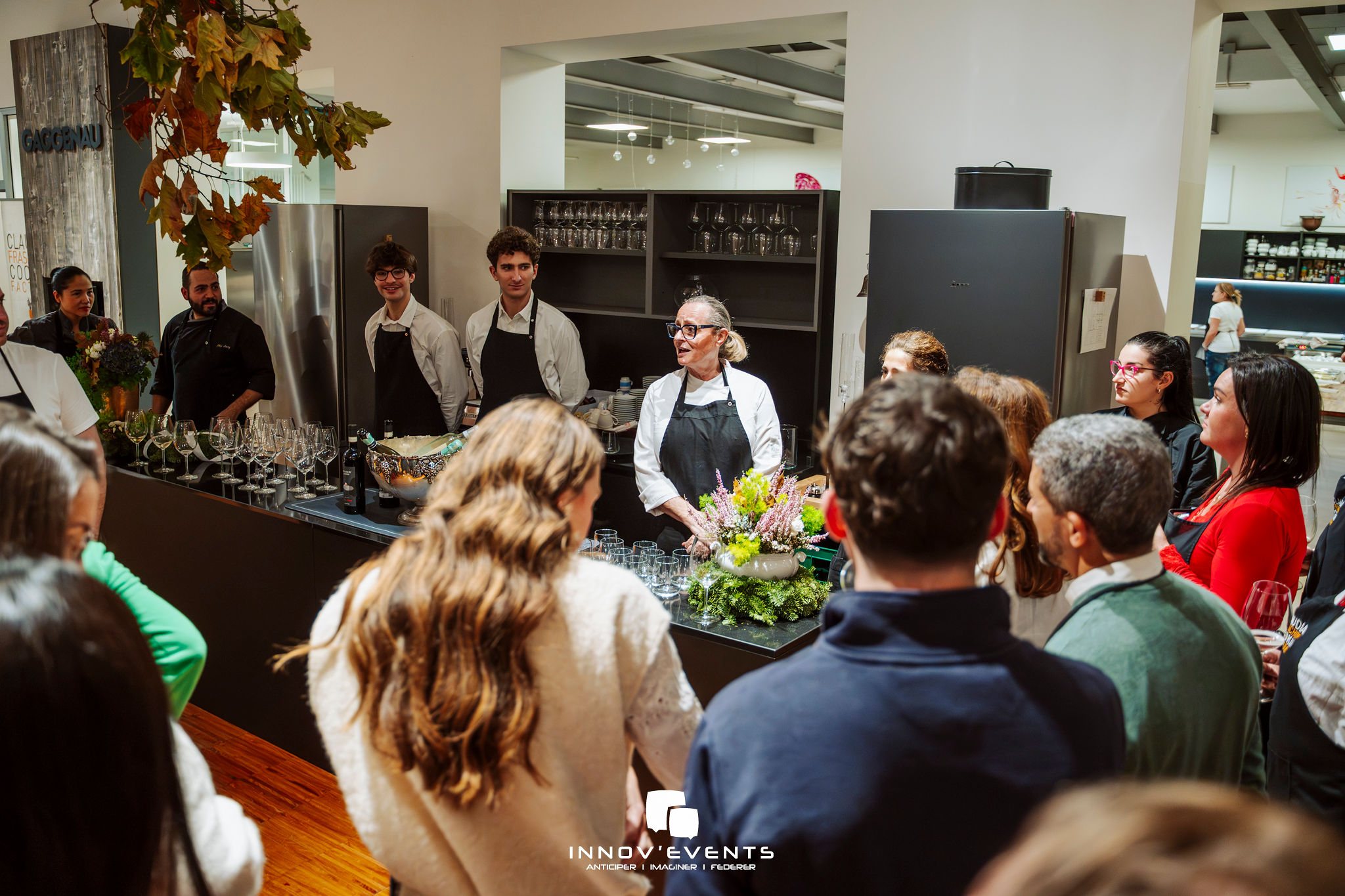 Proeverij bedrijf Antwerpen souper walking dinner kaaien Schelde avond · INNOV'events
