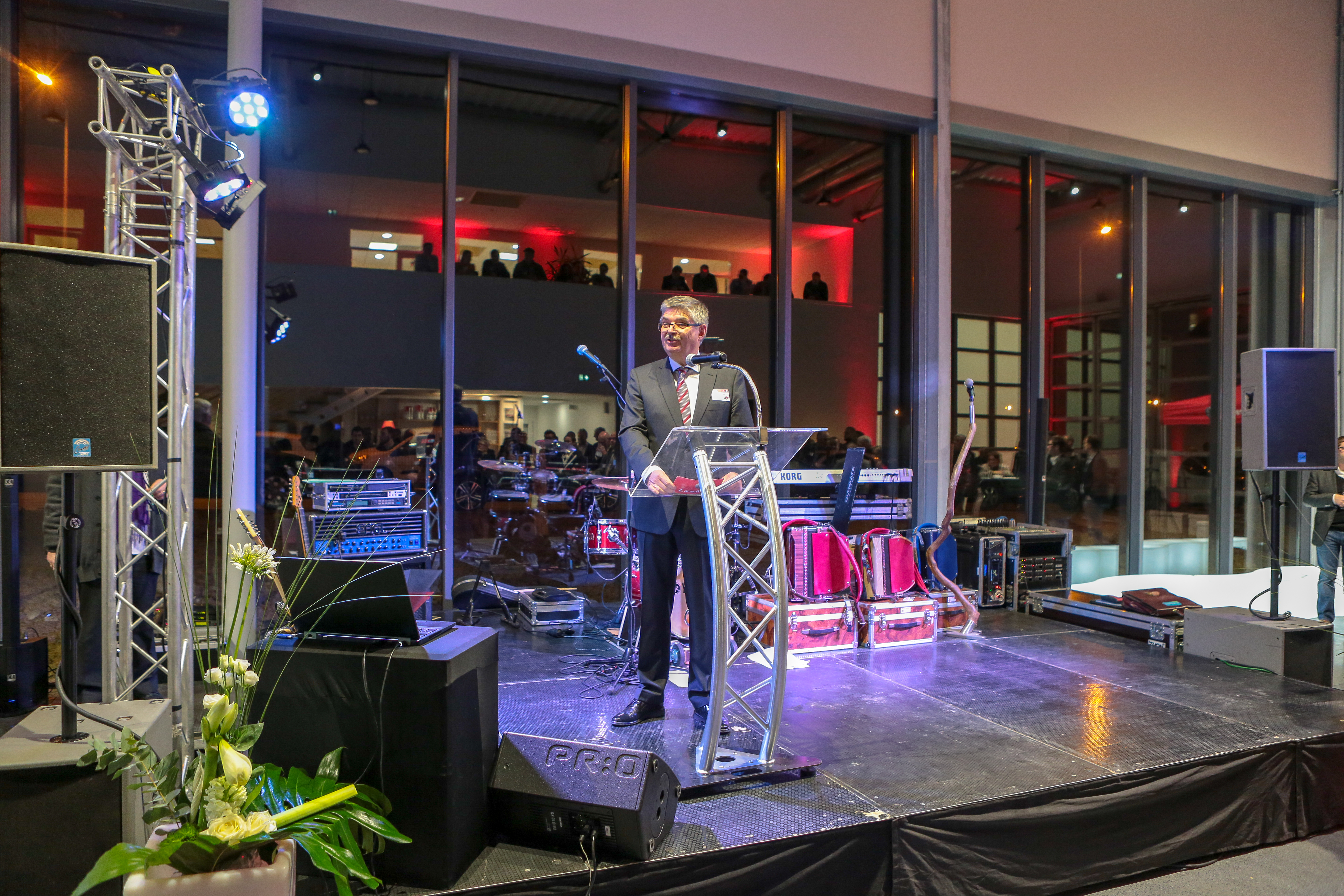 Corporate show company Liege evening closing dinner · INNOV'events