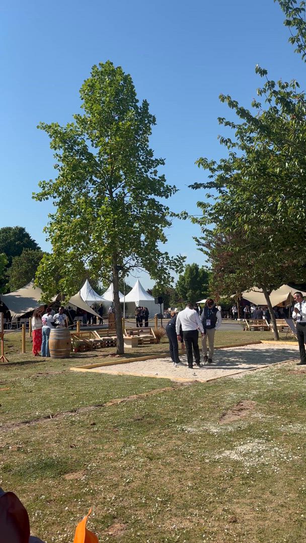 Corporate garden party Liege Château de Colonster estate grounds outdoor · INNOV'events