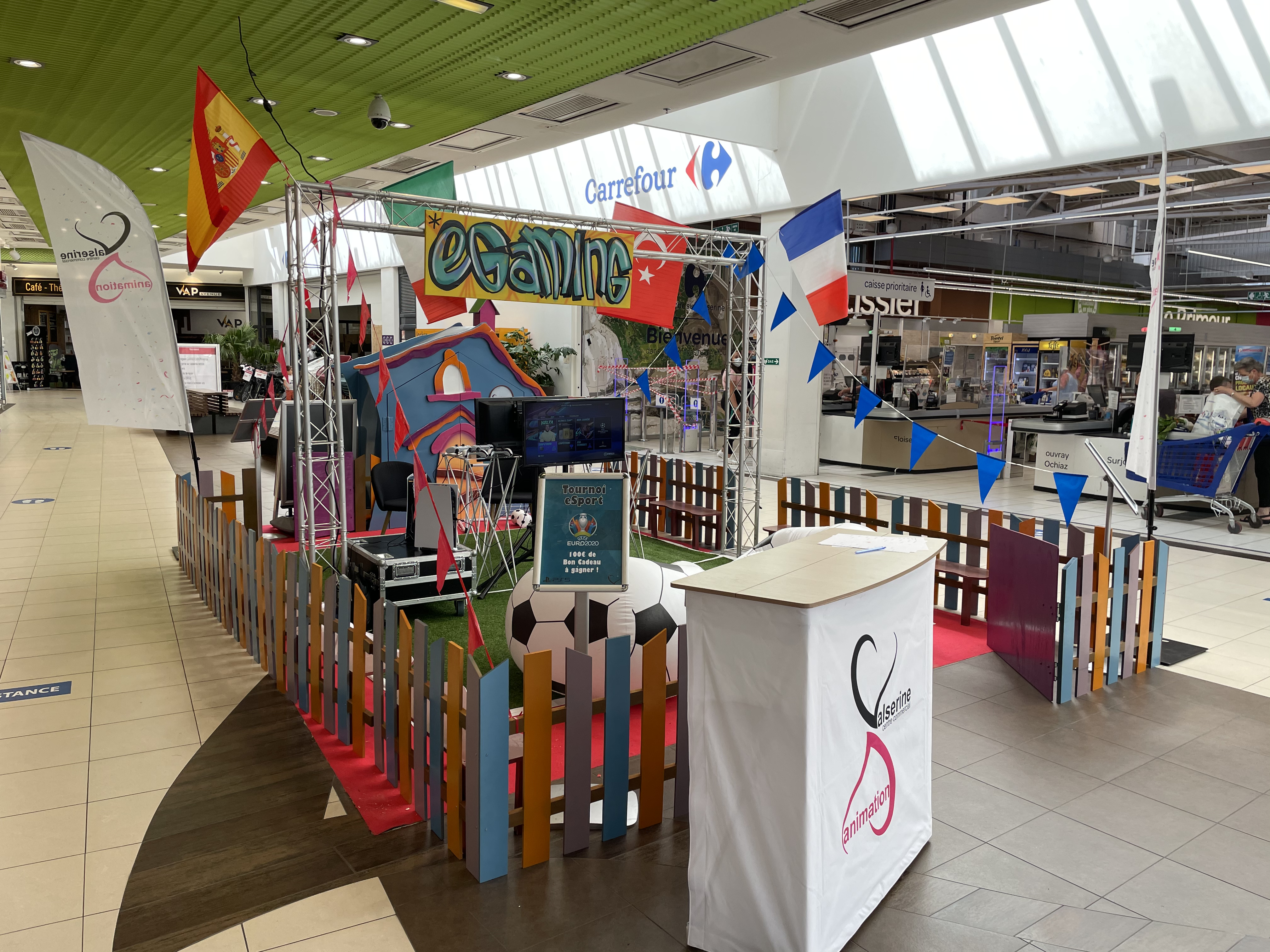 Animation jeux géants simulateur de football entreprise Anvers quartier Zuid · INNOV'events