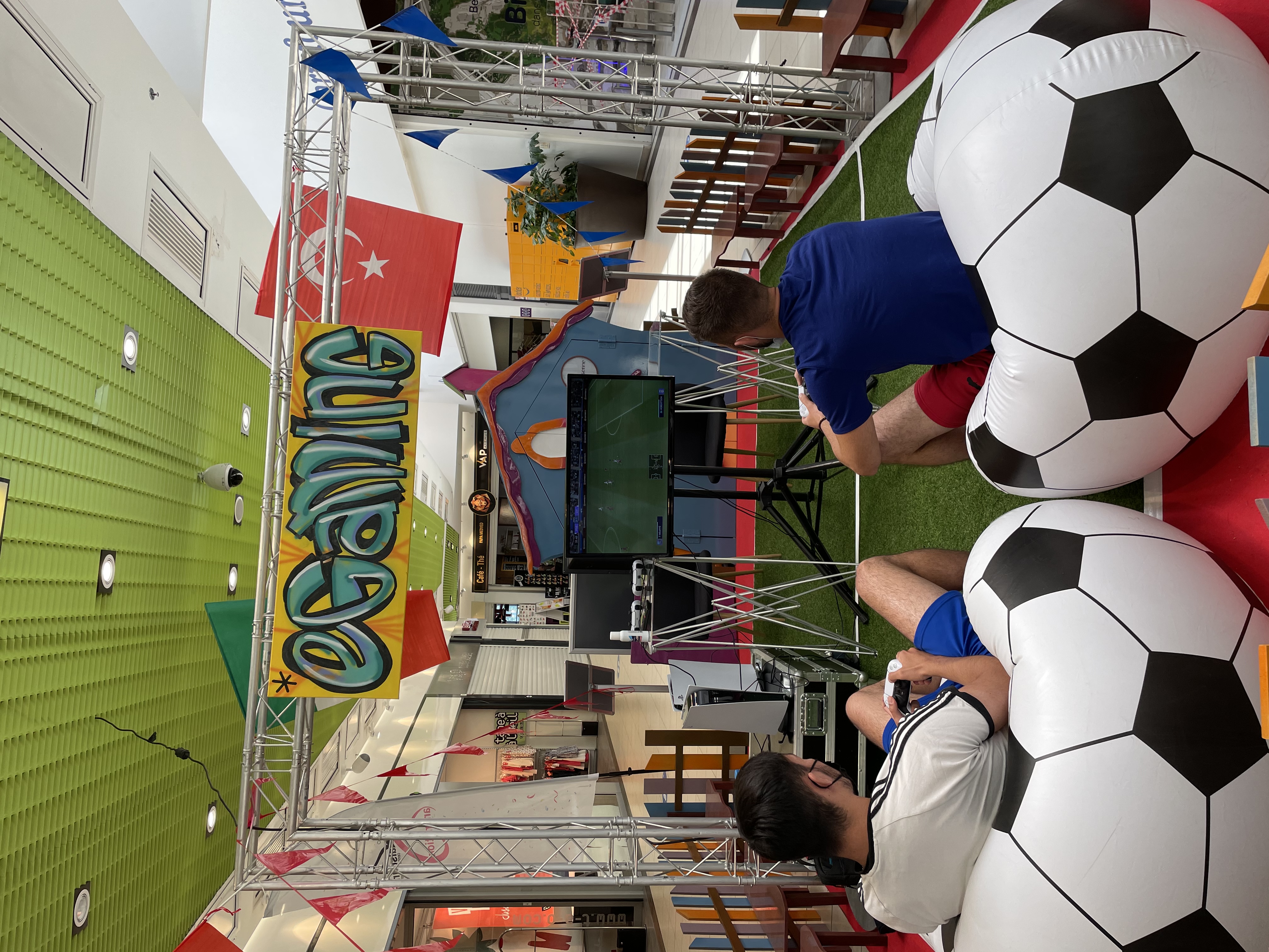 Session CODIR simulateur de football Anvers salle hôtel centre-ville · INNOV'events