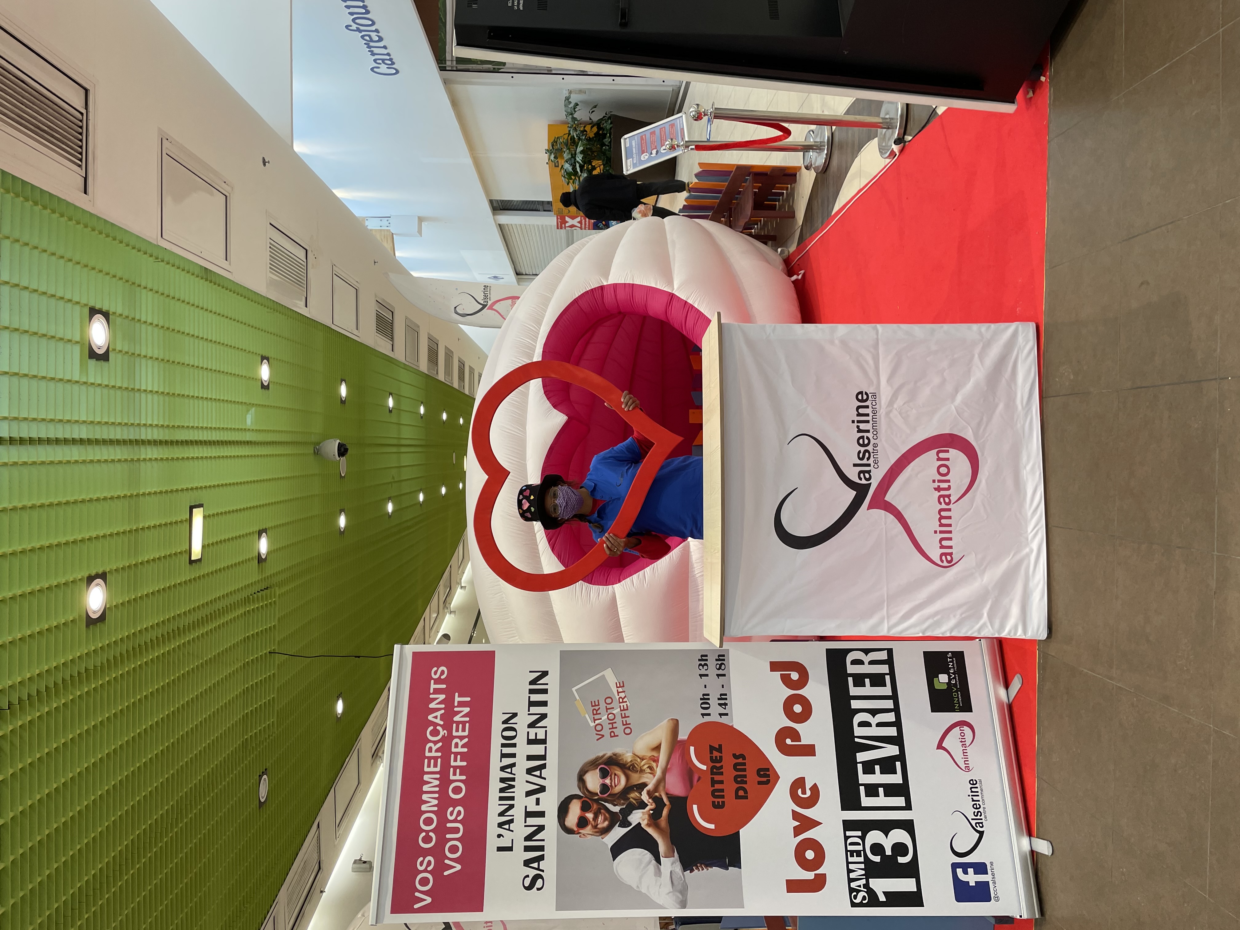 Locatie evenement animatie in winkelcentrum Luik binnenzicht winkelgang · INNOV'events