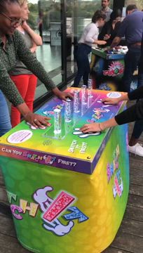 Jeux géants Anvers équipes en action quai Eilandje dispositif XXL · INNOV'events