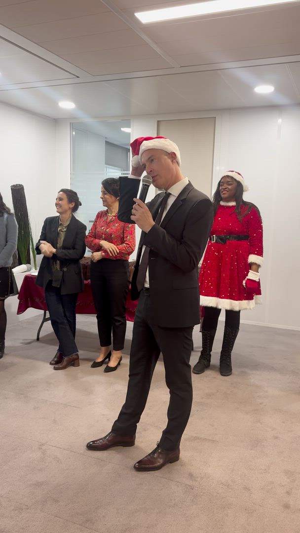 Animation festive Anvers collaborateurs et familles lors d'un goûter d'entreprise · INNOV'events