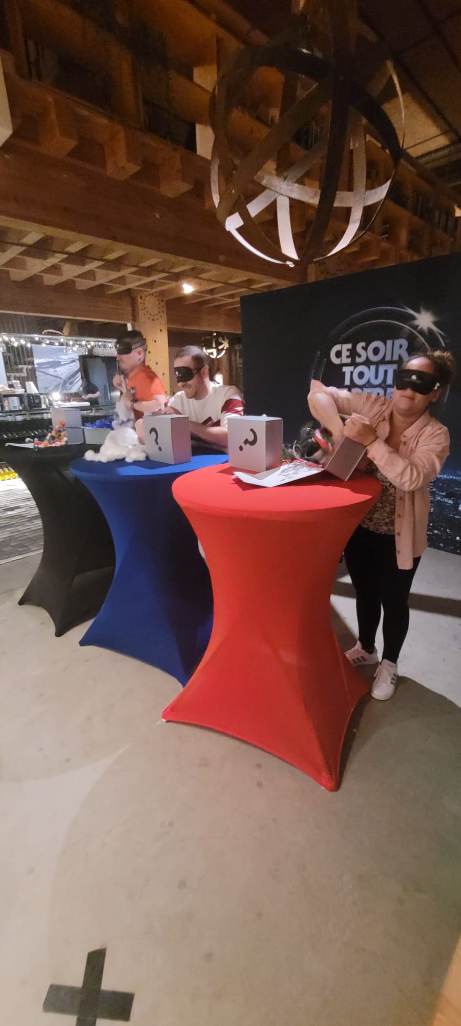 Analyse de teint Anvers groupe corporate dans un espace design du quartier Meir · INNOV'events