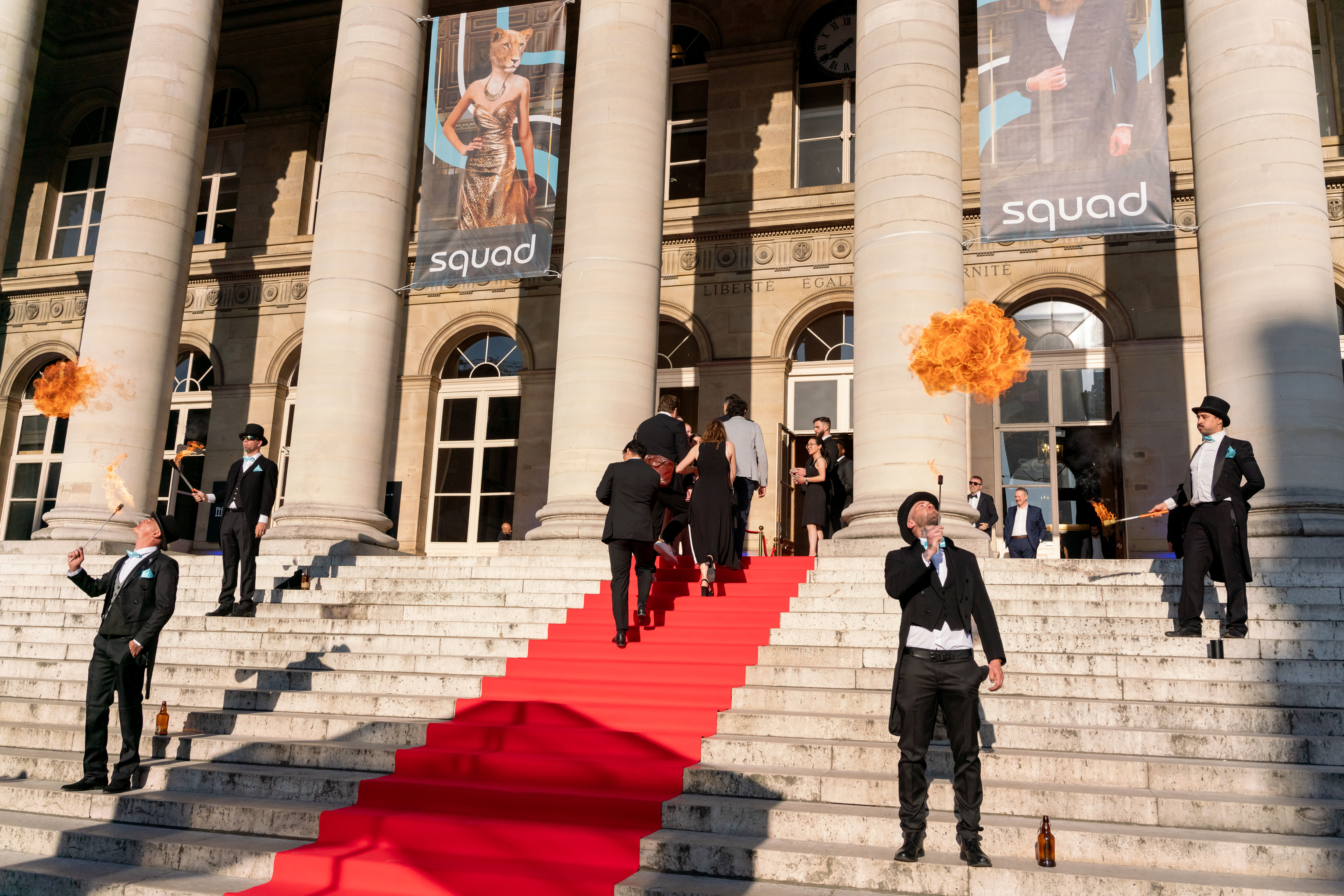 Outdoor grand opening Brussels · crowd gathering at a public square activation · INNOV'events
