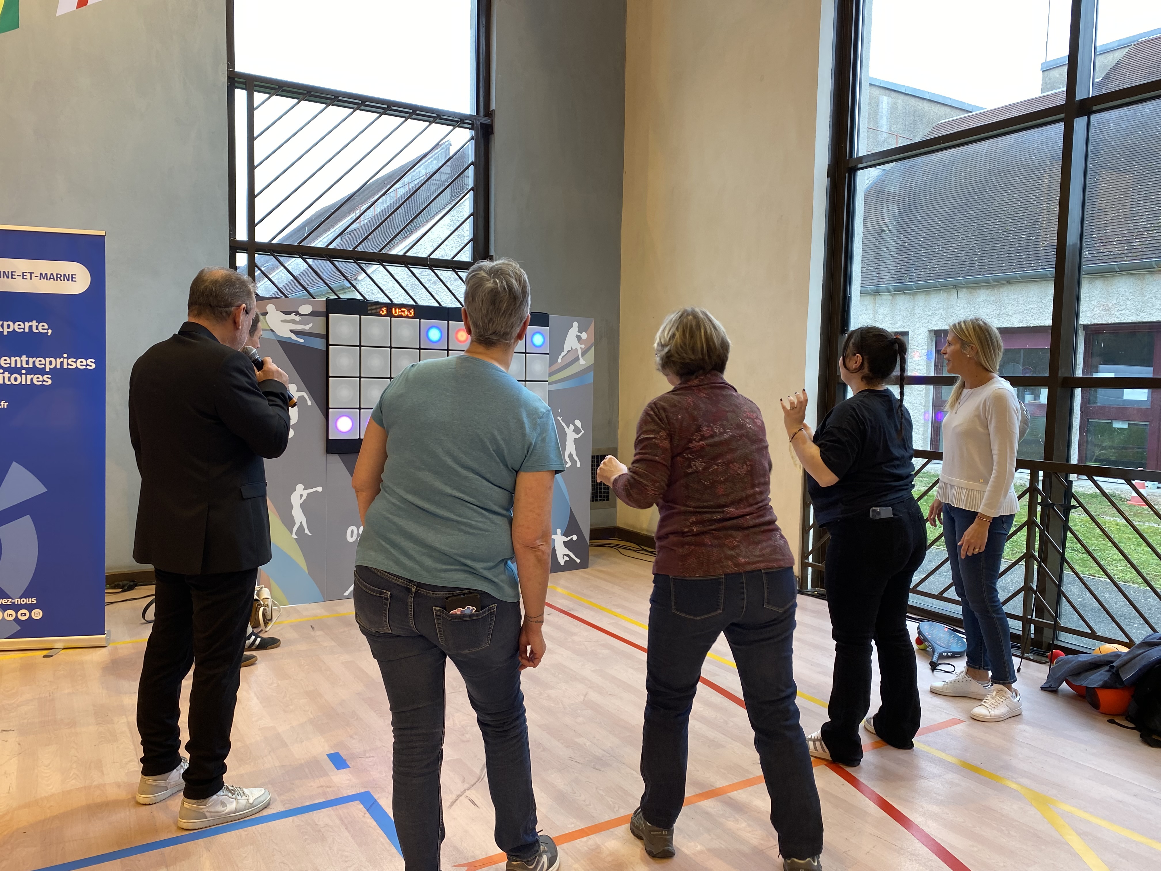 Jeux géants animation Liège extérieur quais journée d'entreprise · INNOV'events