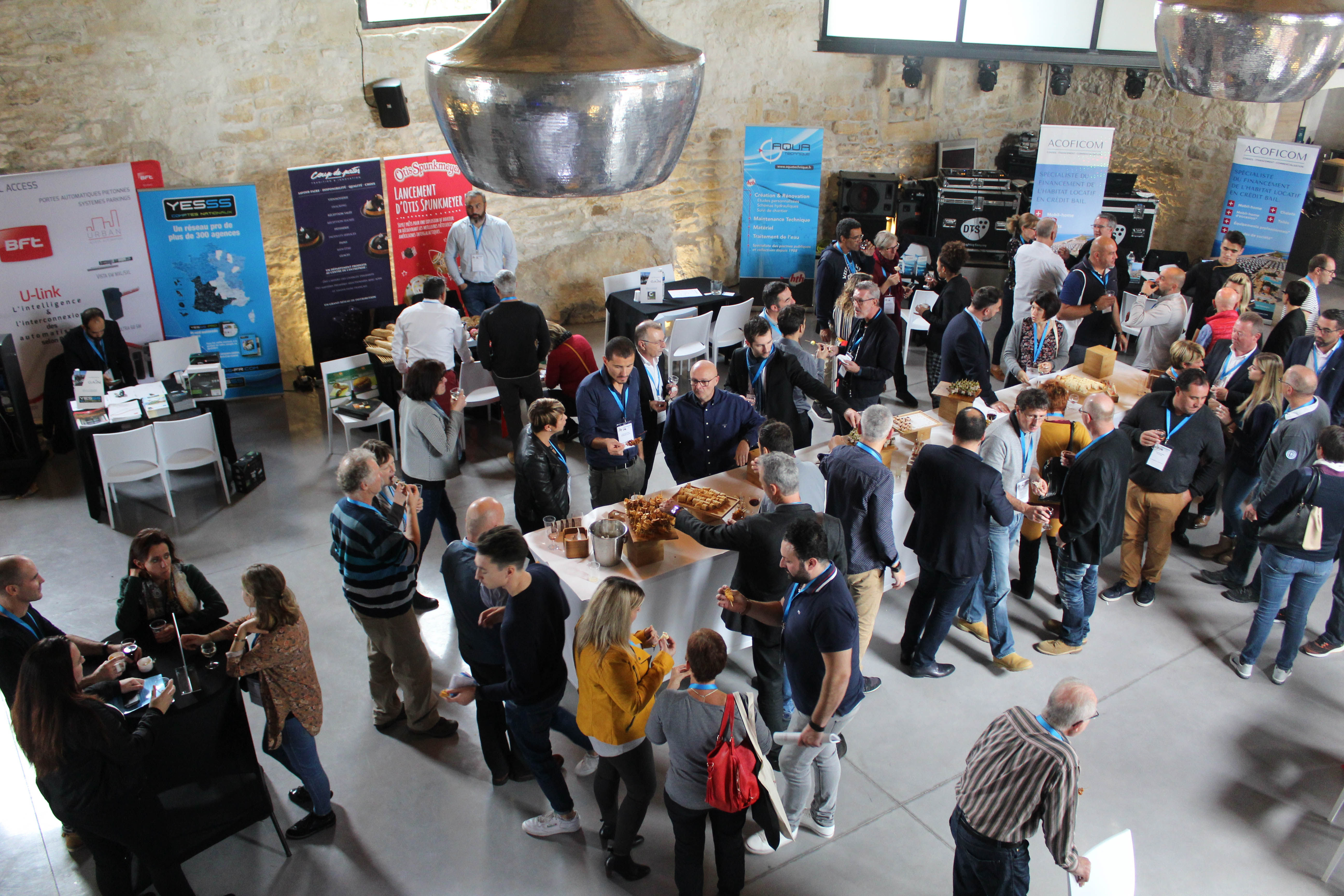 Beursstand animatie bedrijf Luik avondafsluiting · INNOV'events