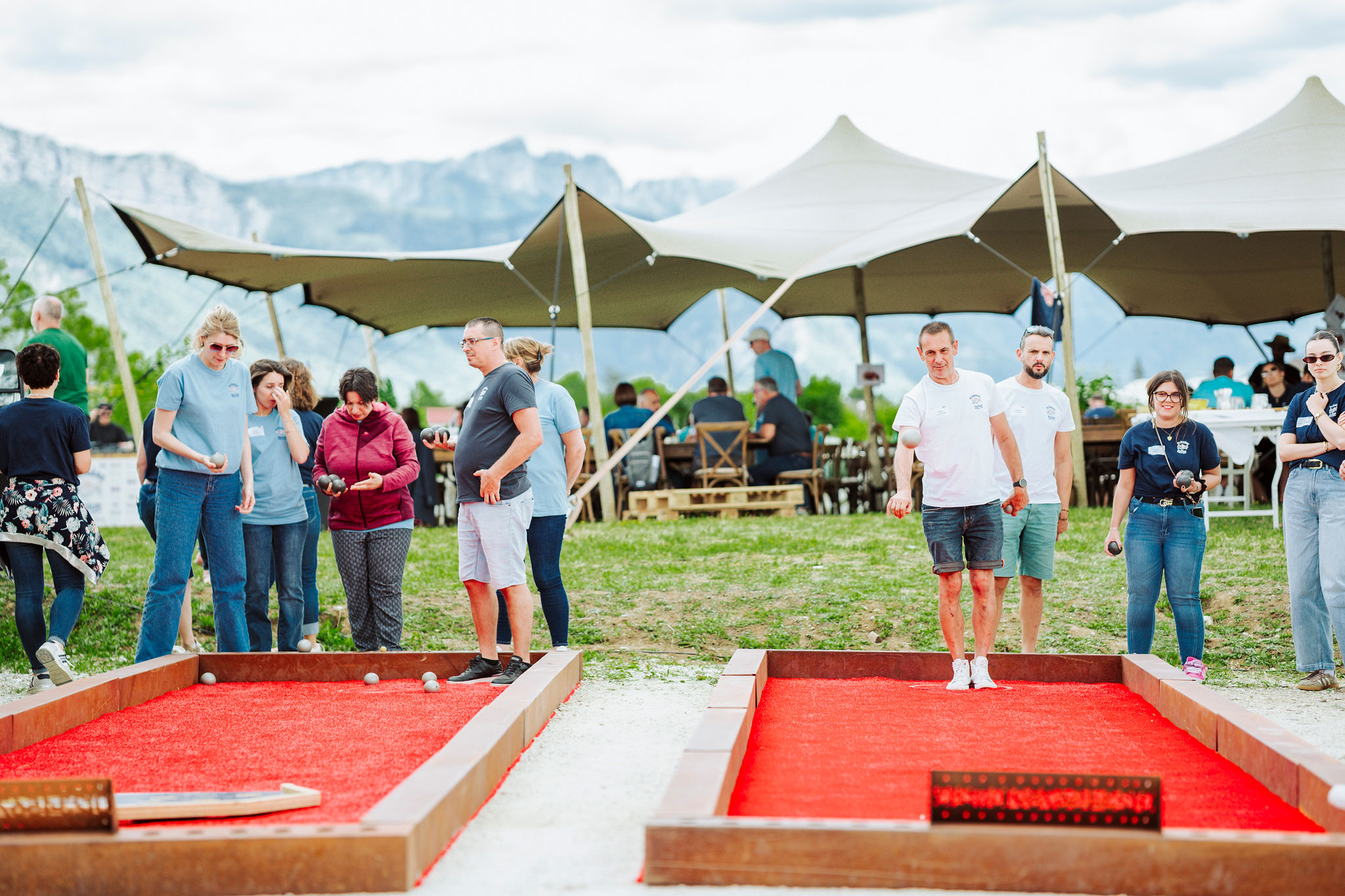 Hybride reuzenspellen challenge outdoor indoor Antwerpen bedrijfsteam · INNOV'events