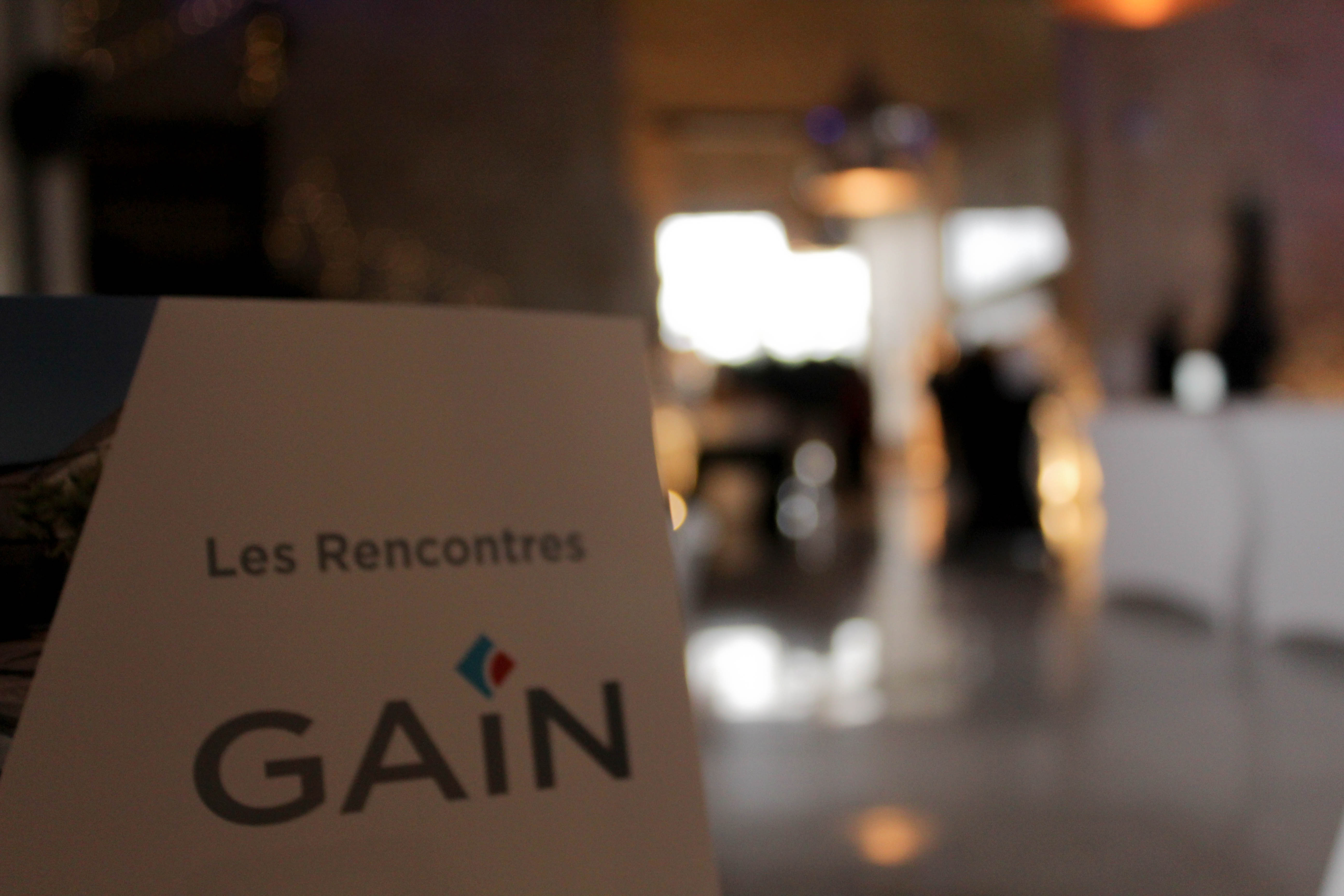 Mobilier lumineux Liège activation corporate soirée entreprise · INNOV'events