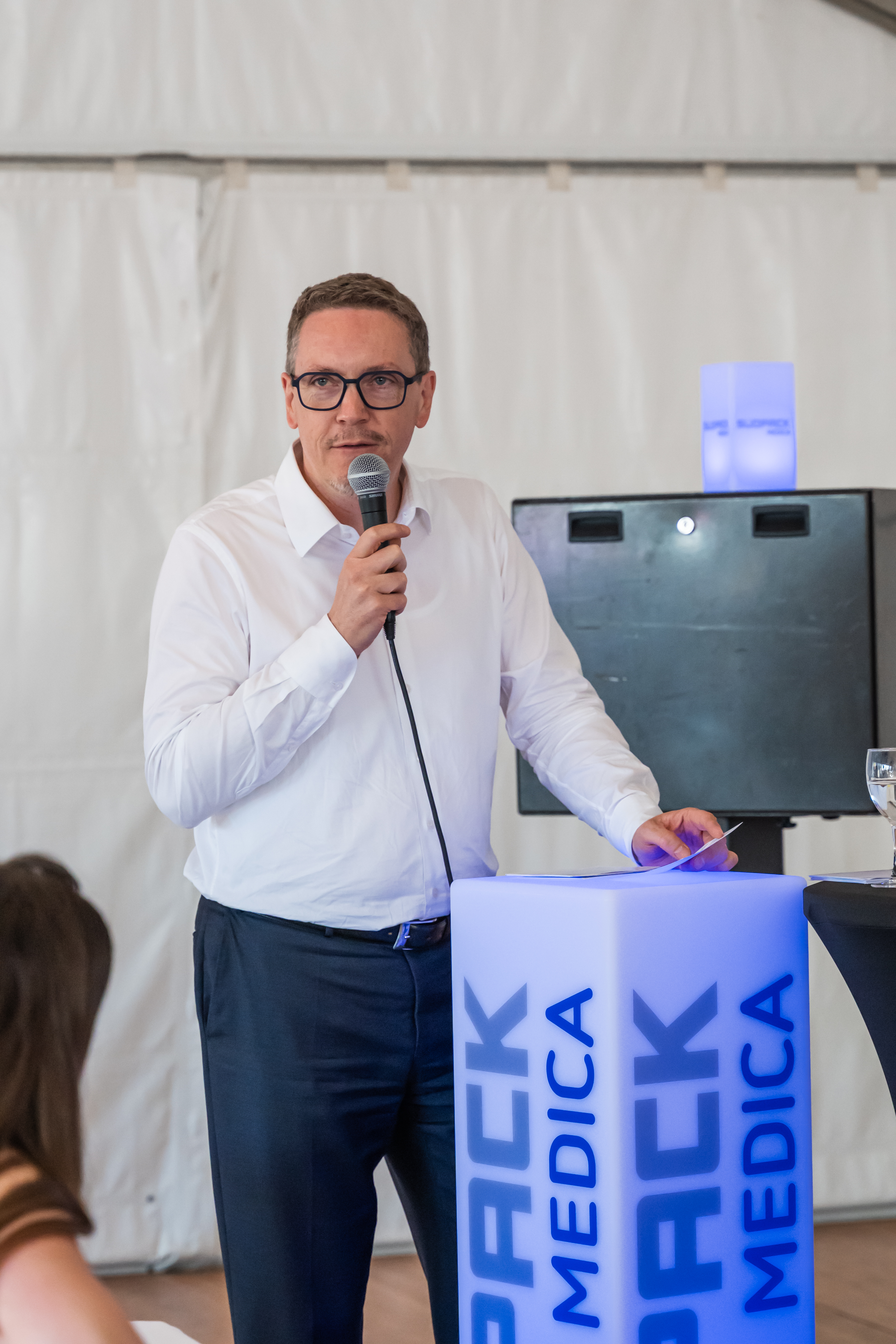 Cérémonie des vœux entreprise en Belgique soirée cocktail dînatoire · INNOV'events