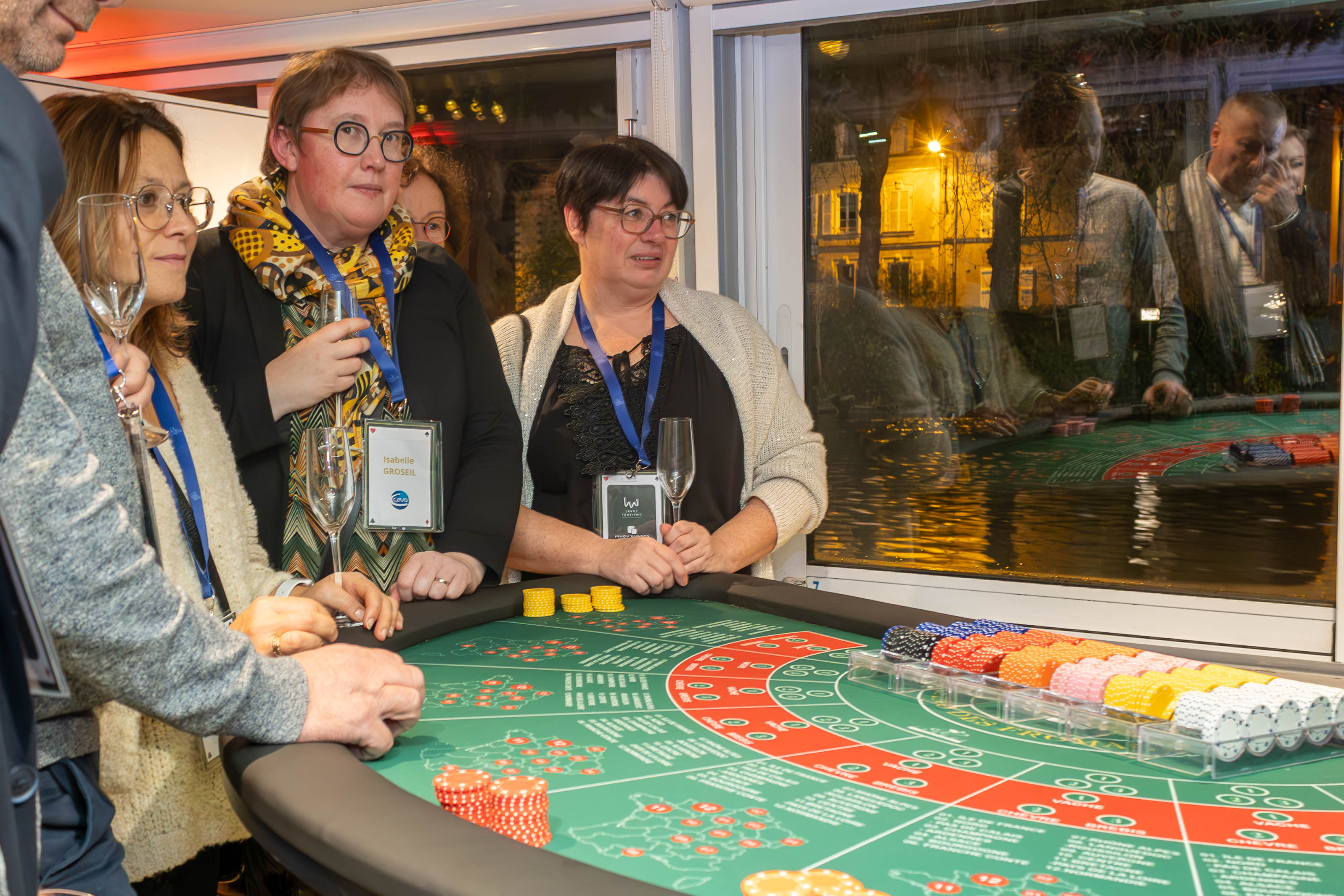 Animatie roulettetafel casino avond bedrijf Antwerpen sfeervolle verlichting · INNOV'events