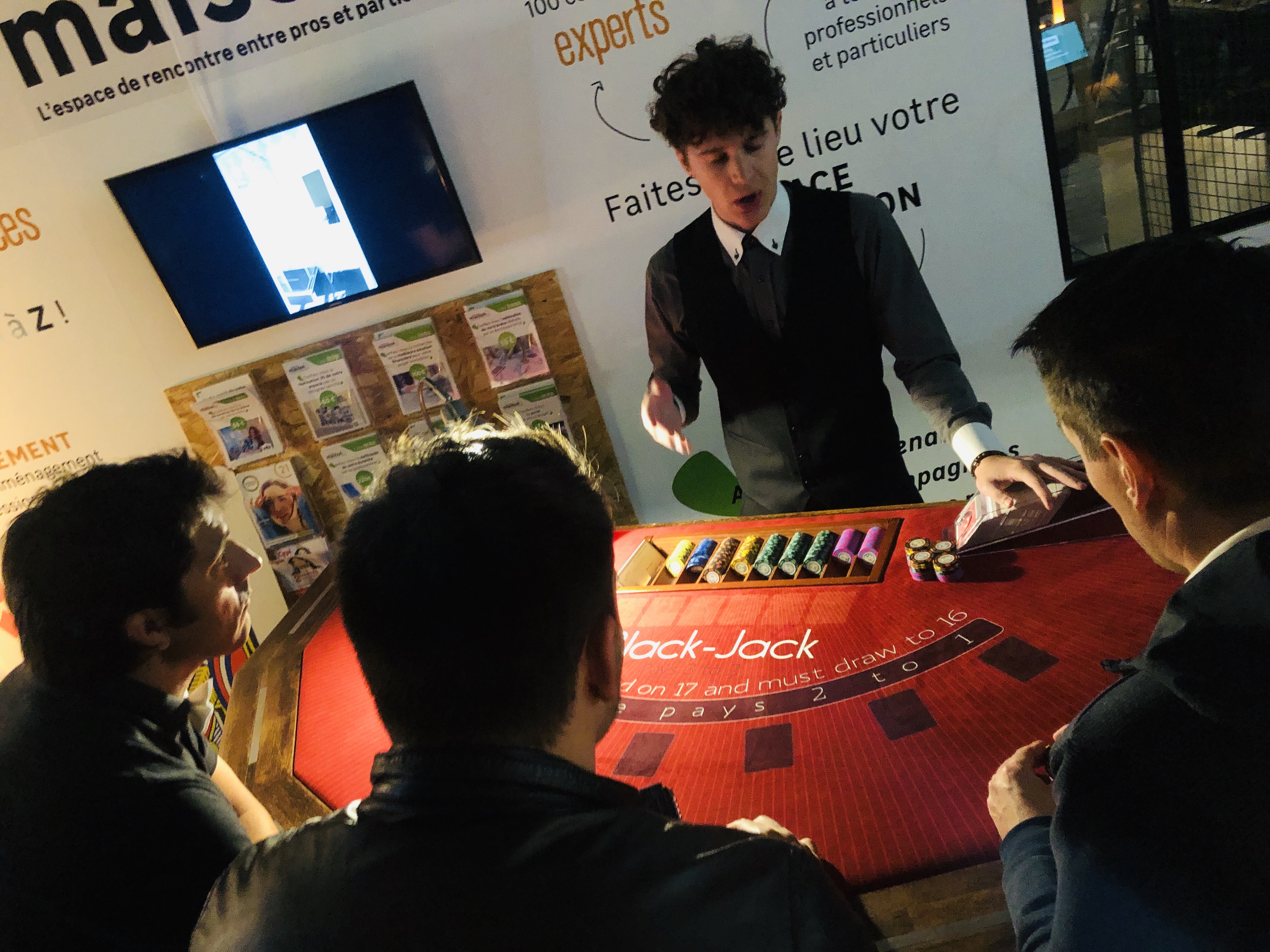 Lieu événementiel animation salons & stands Liège vue hall industriel reconverti · INNOV'events