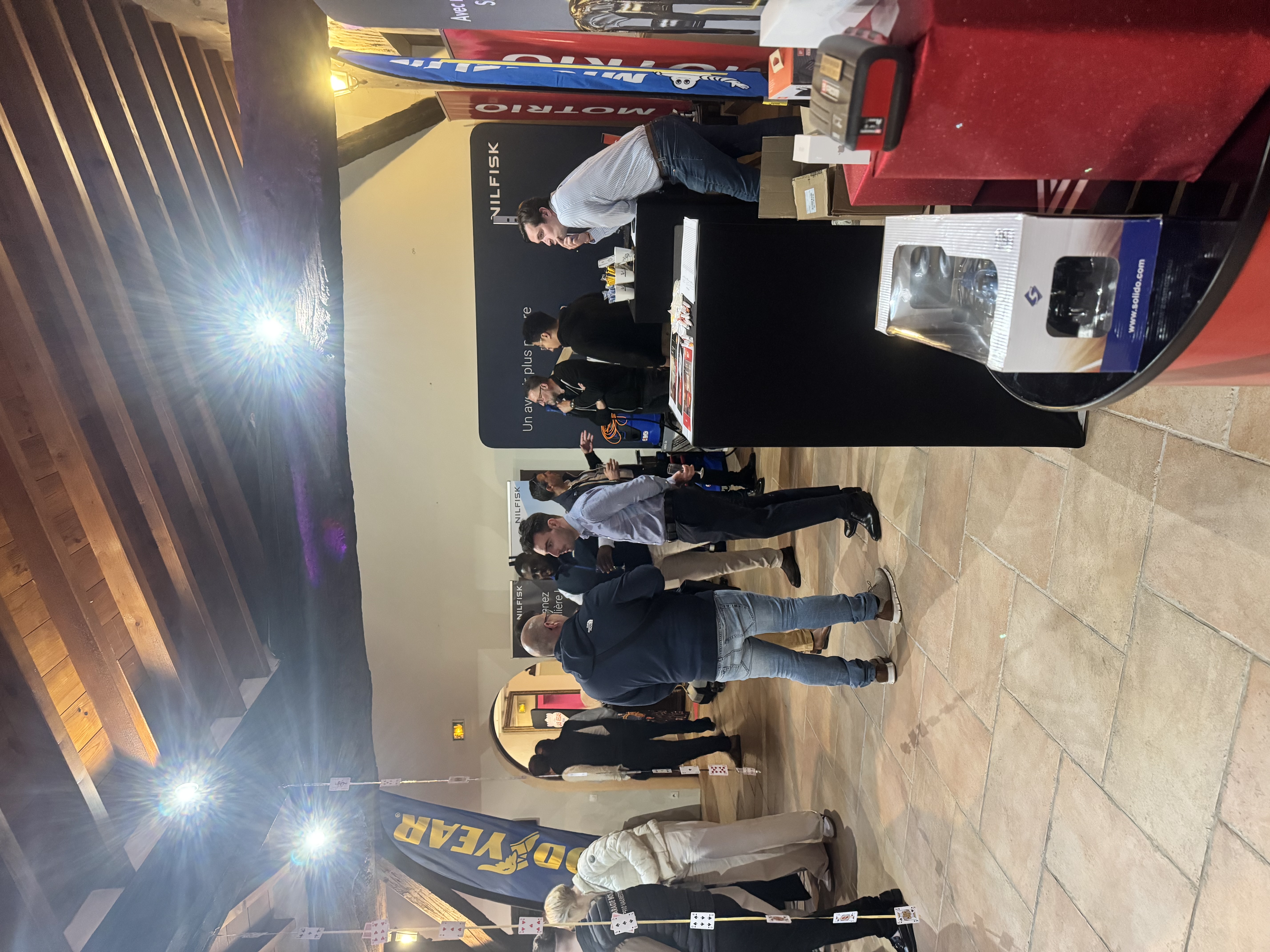 Photo booth animation trade show booth entertainment Antwerp fair · INNOV'events