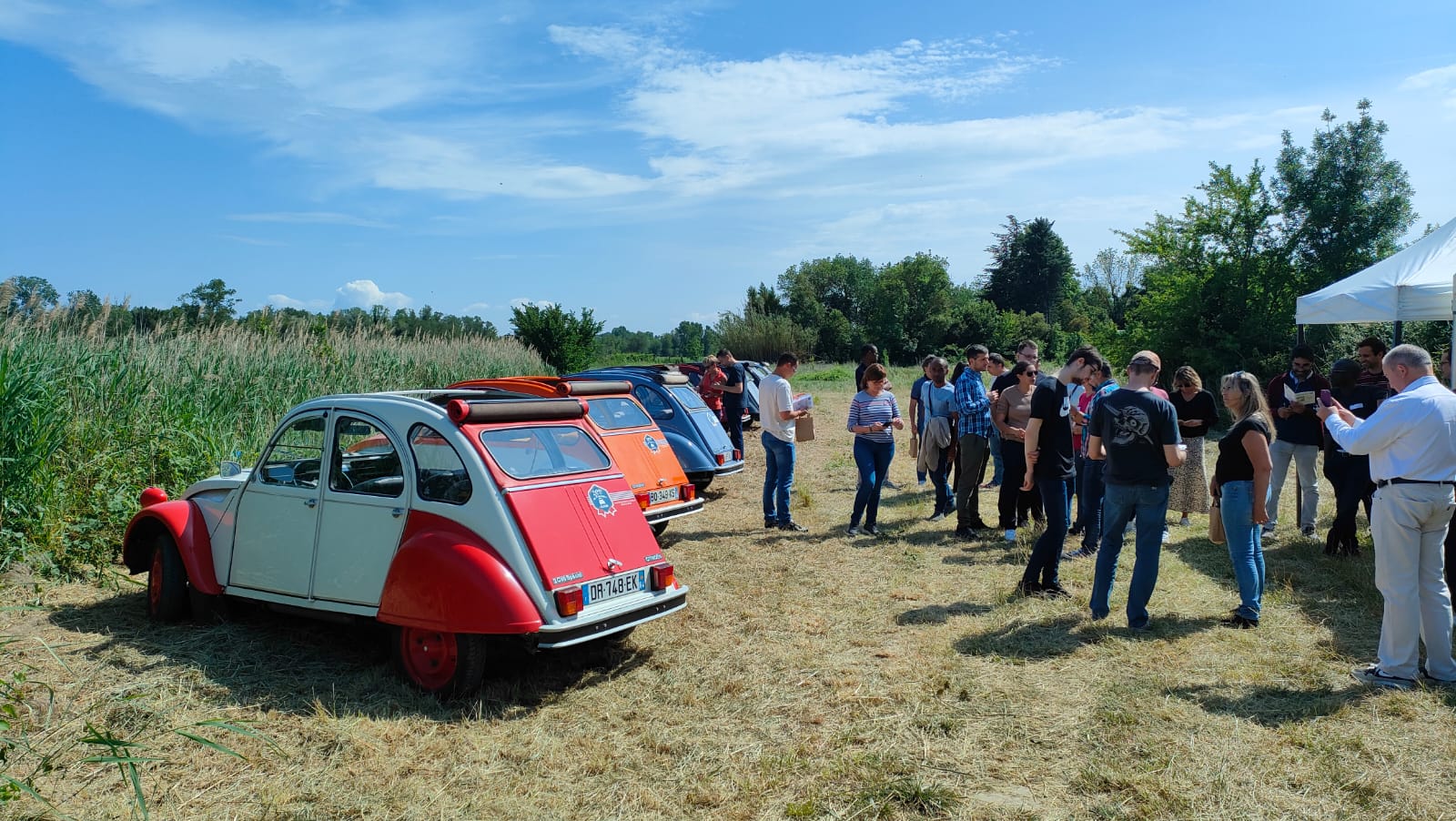 Dégustation terroir wallon rallye 2CV Liège mi-parcours Hesbaye · INNOV'events