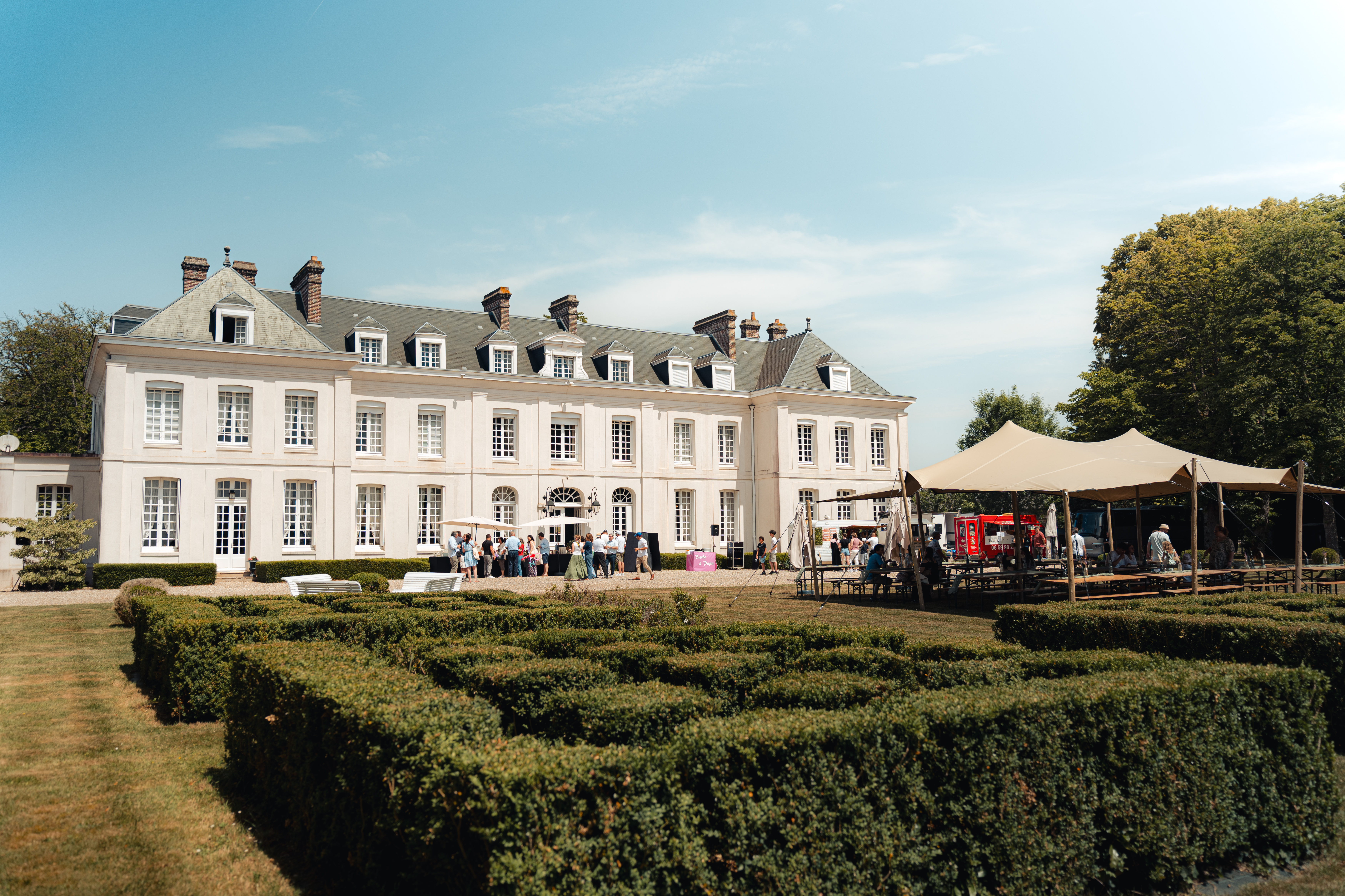 Groepsactiviteit buiten Brussel Parc du Cinquantenaire bedrijfsevenement · INNOV'events