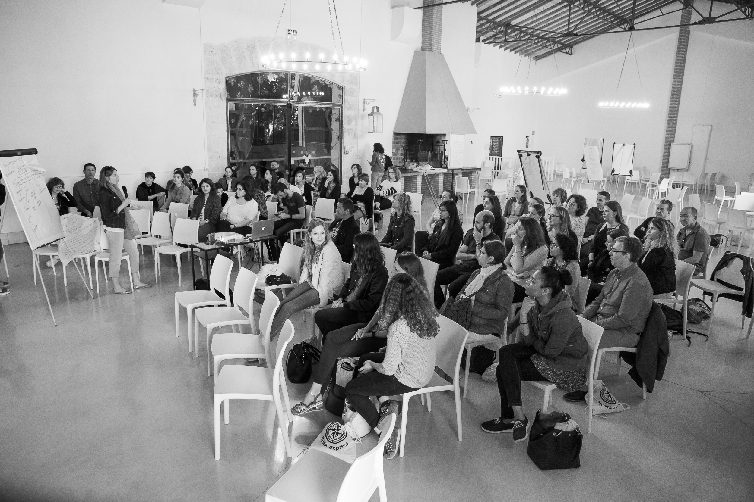 Bedrijfsevenement acteerworkshop Brussel buitenlocatie Cinquantenaireparken · INNOV'events