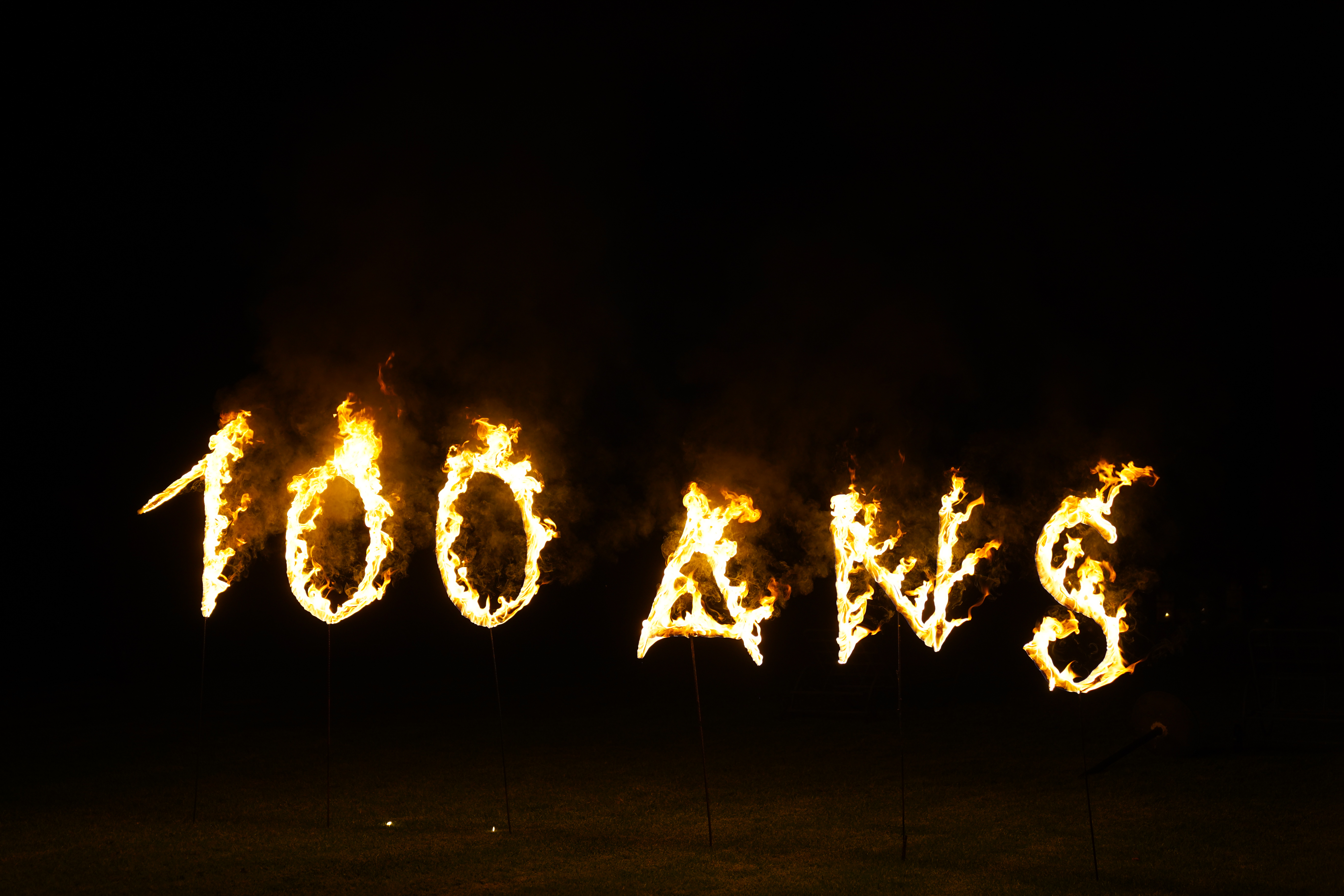 Hybride show vuurwerk gevelprojectie Brussel historisch stadscentrum · INNOV'events