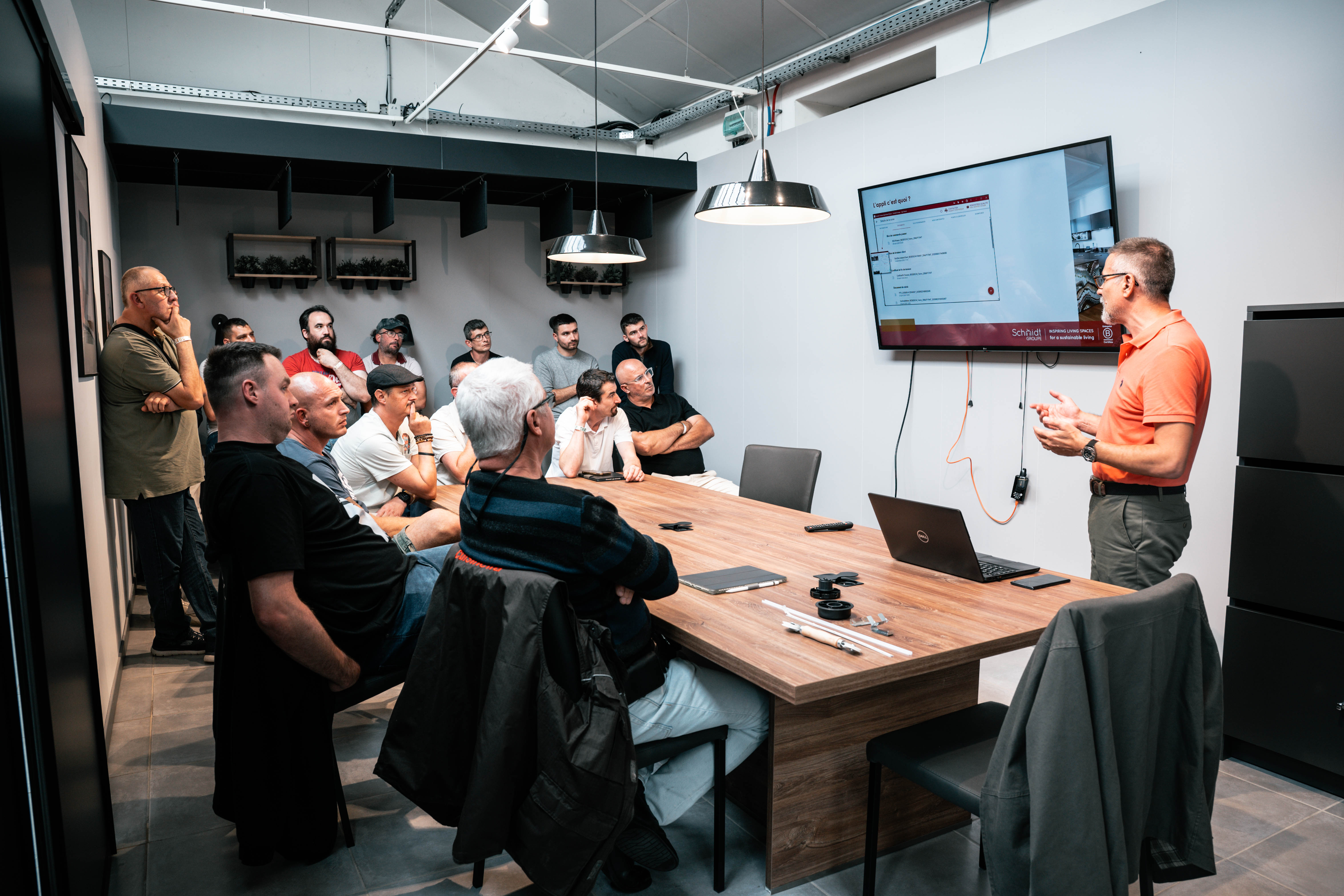 Crisis onderhandeling workshop bedrijven Luik avondsessie industrieel gebouw · INNOV'events