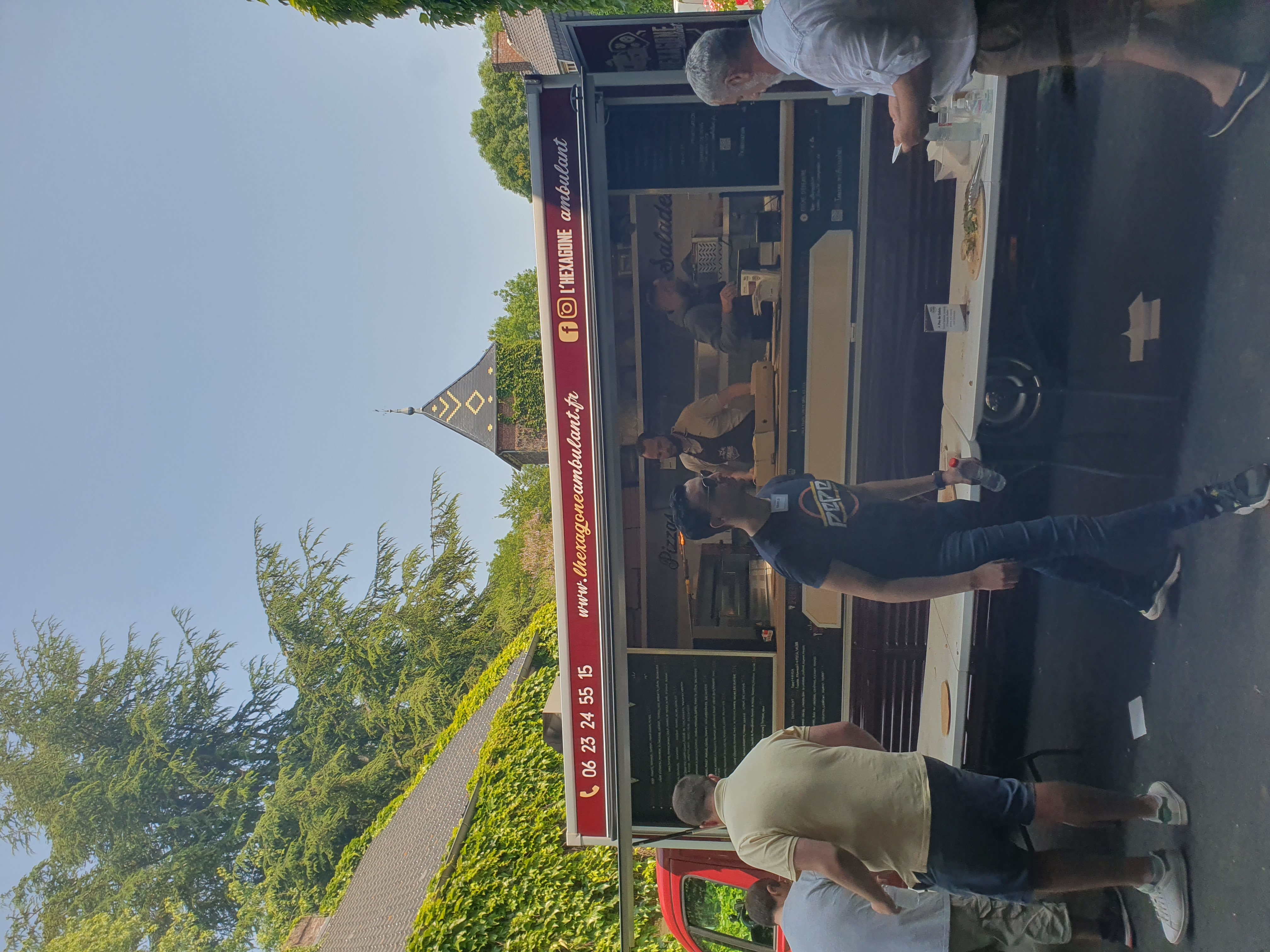 Location food truck Liège quais de Meuse service repas collaborateurs · INNOV'events organisation d'événements