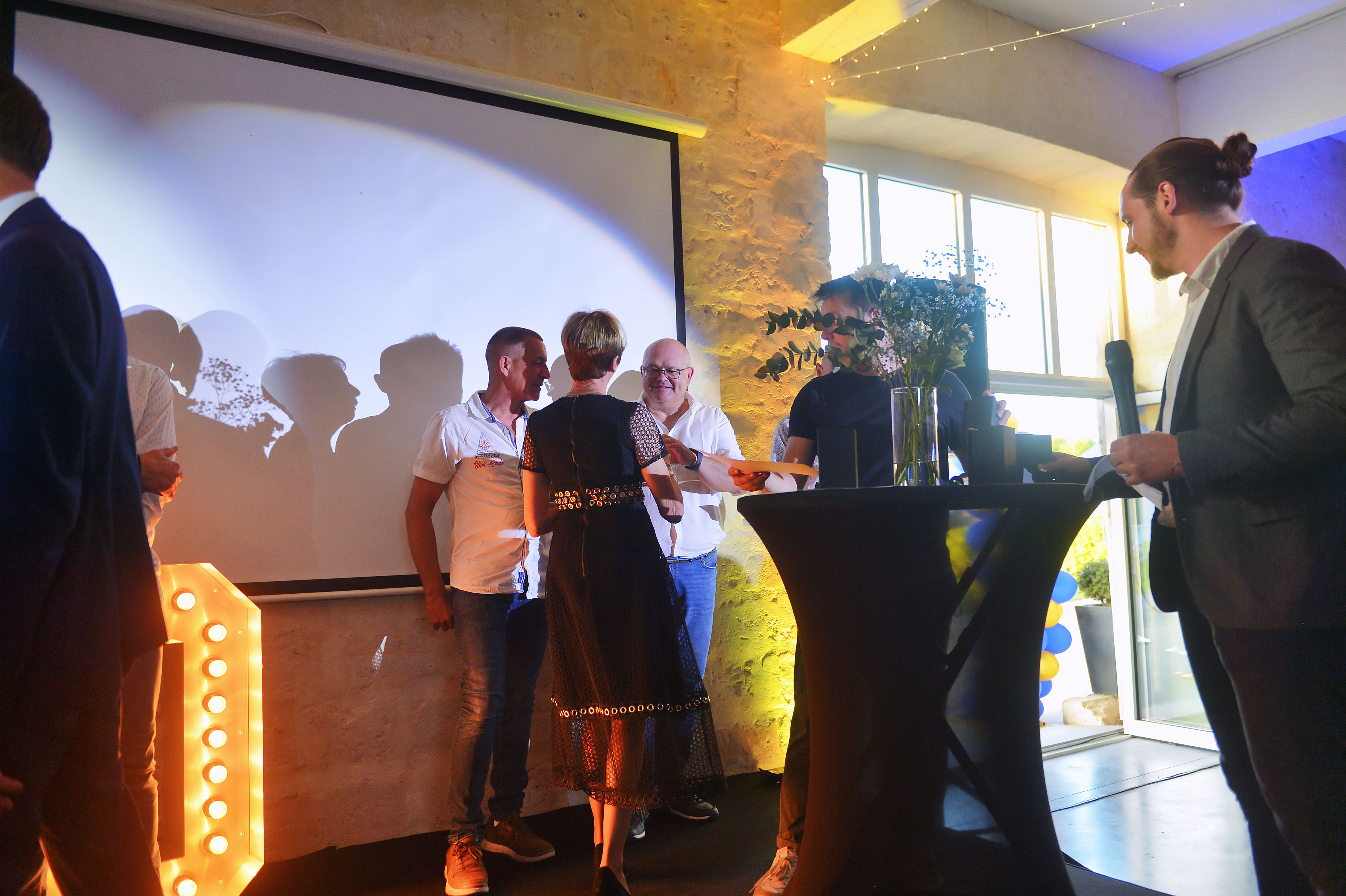 Farewell party Brussels walking reception canal district guests networking · INNOV'events