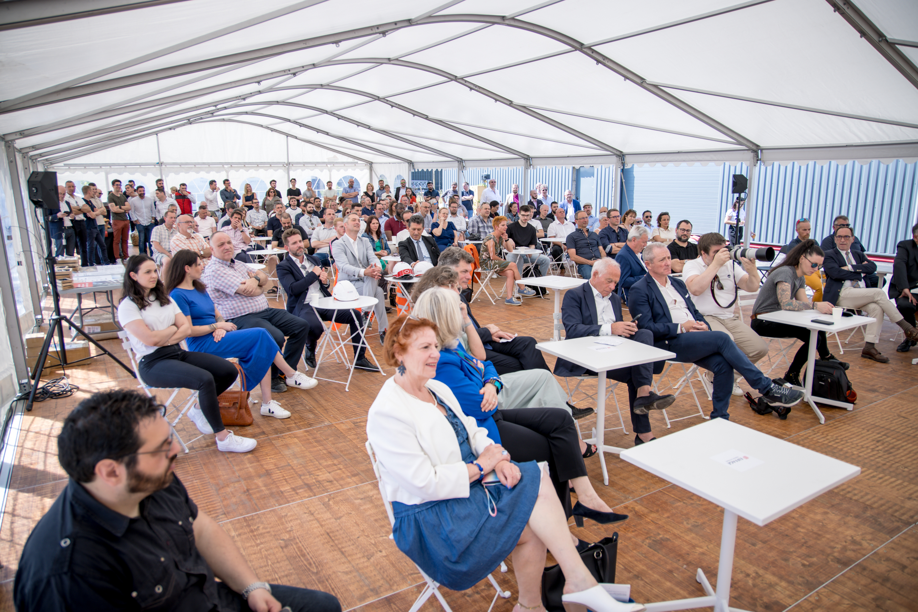 Locatie tentverhuur Luik domein Colonster groene omgeving · INNOV'events