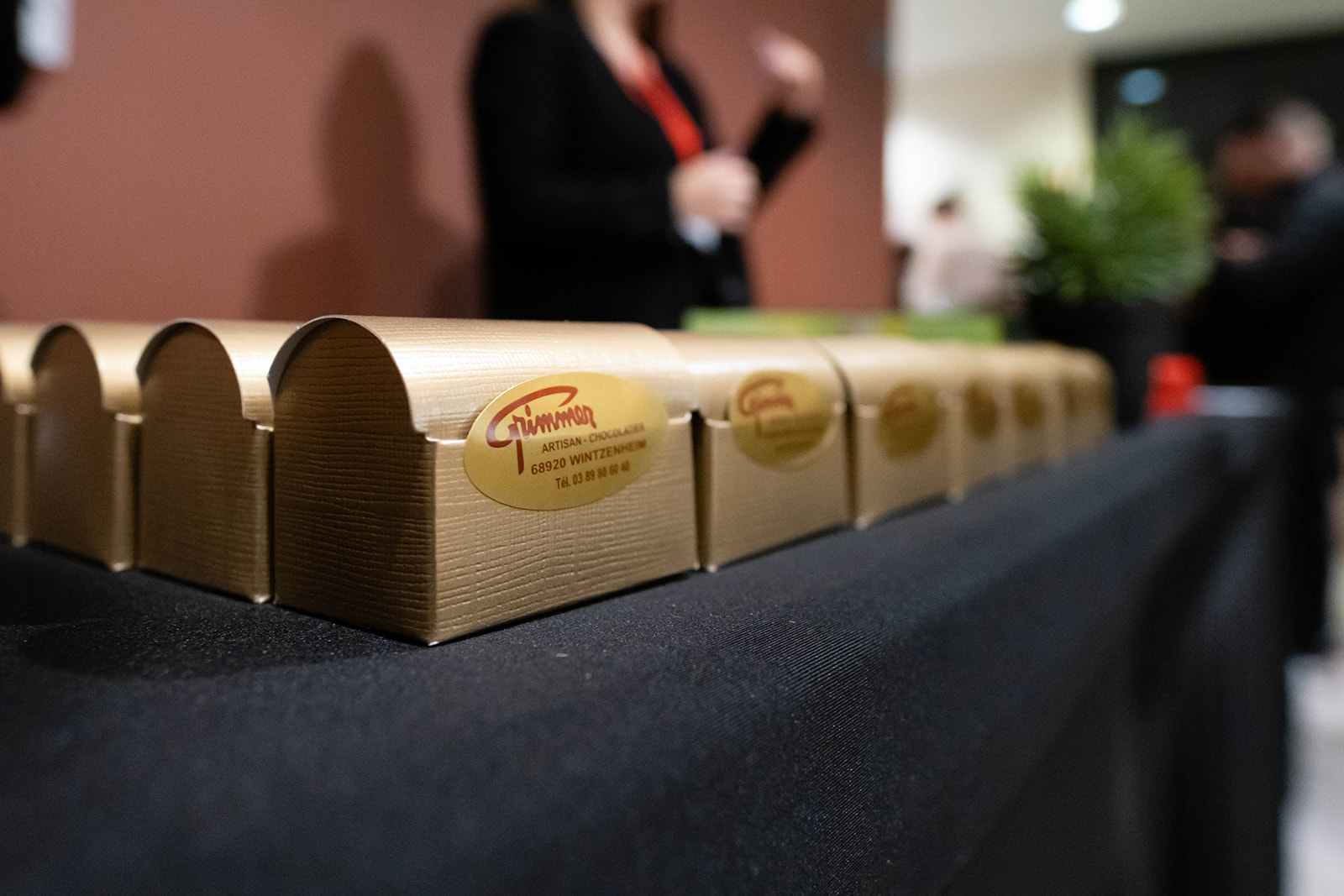 Coffret corporate goodies Anvers packaging personnalisé produits locaux · INNOV'events