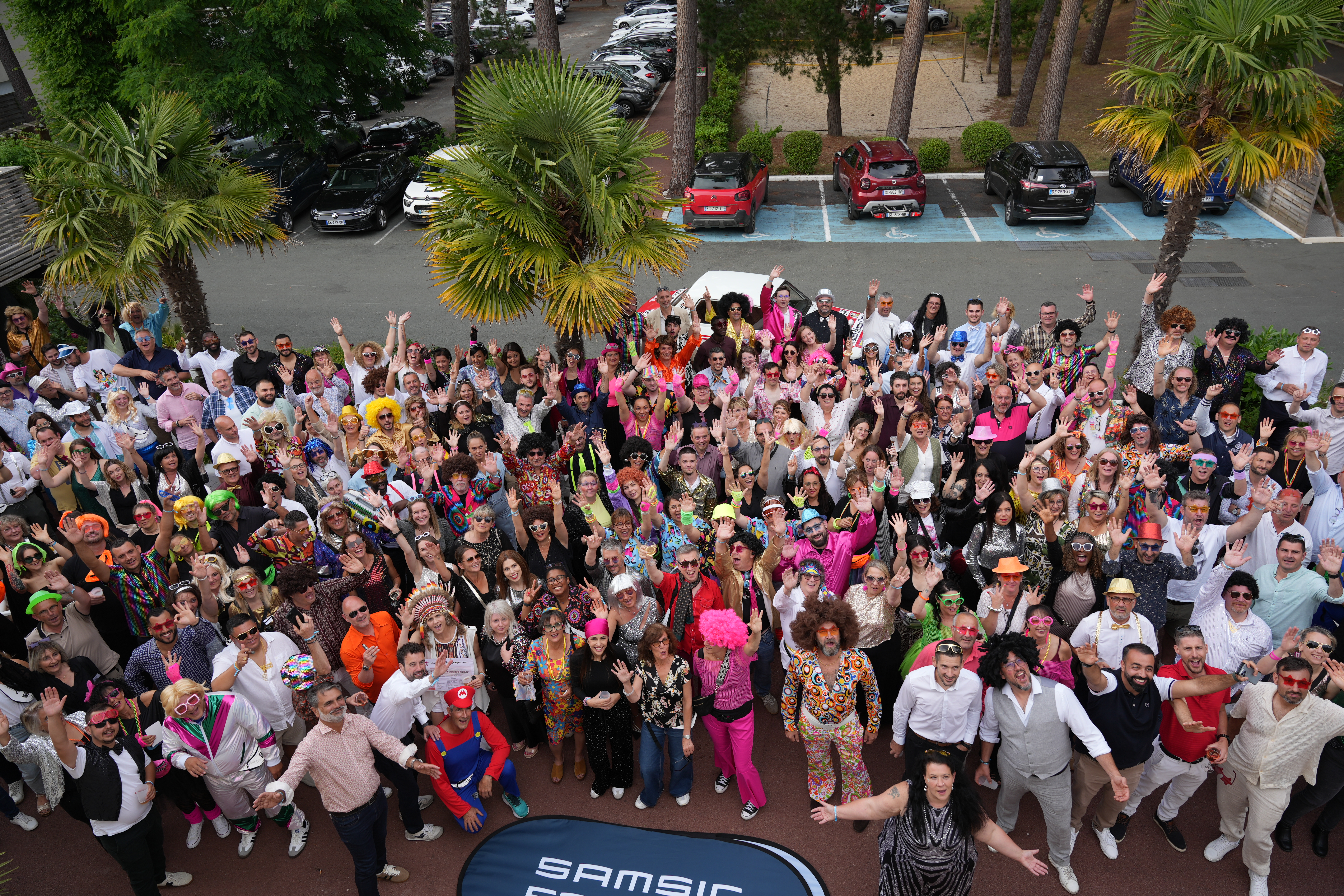 Corporate team building event België avond diner team · INNOV'events