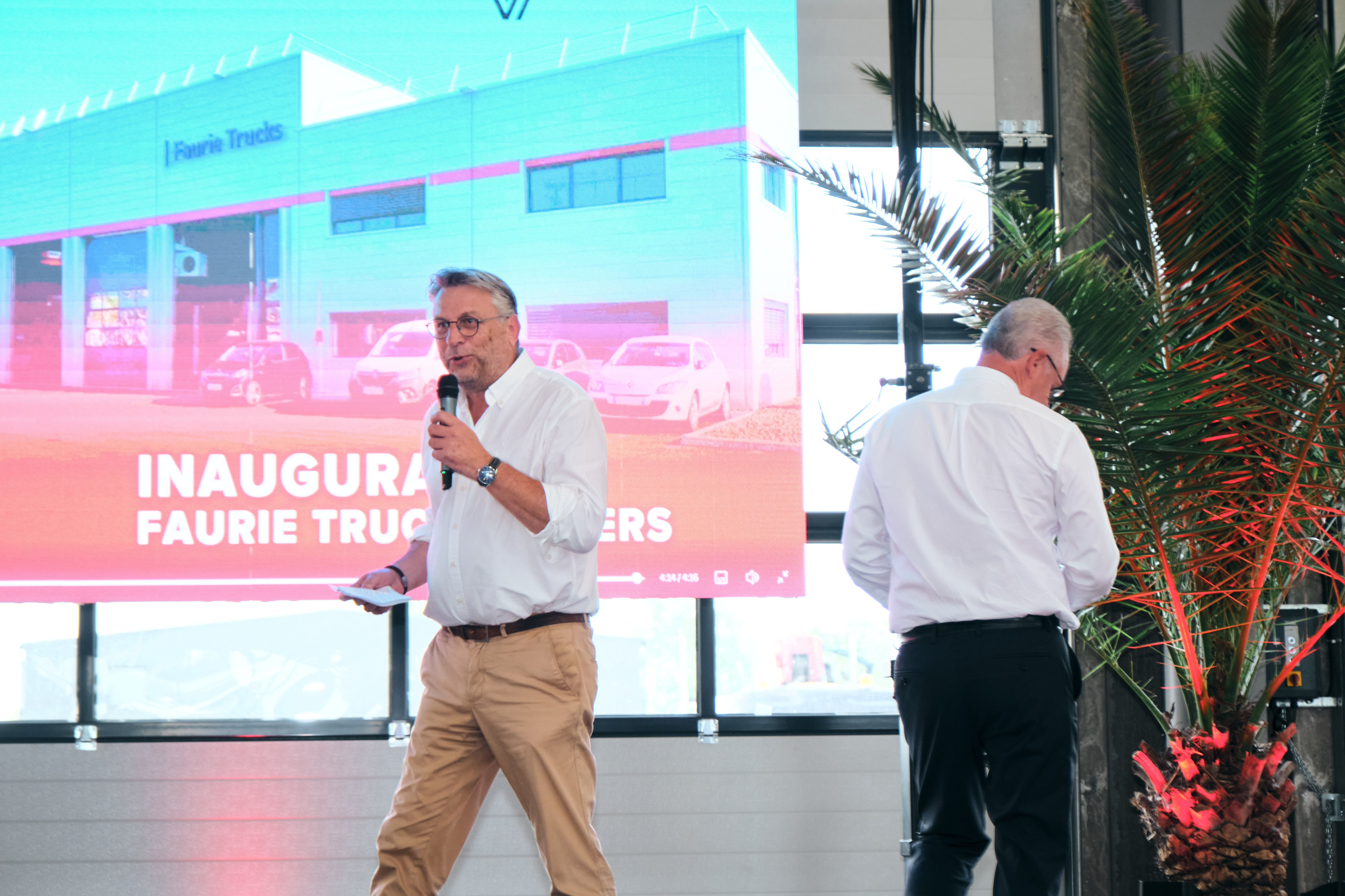 Productlancering inhuldiging Luik zaal met demonstratie en pers · INNOV'events