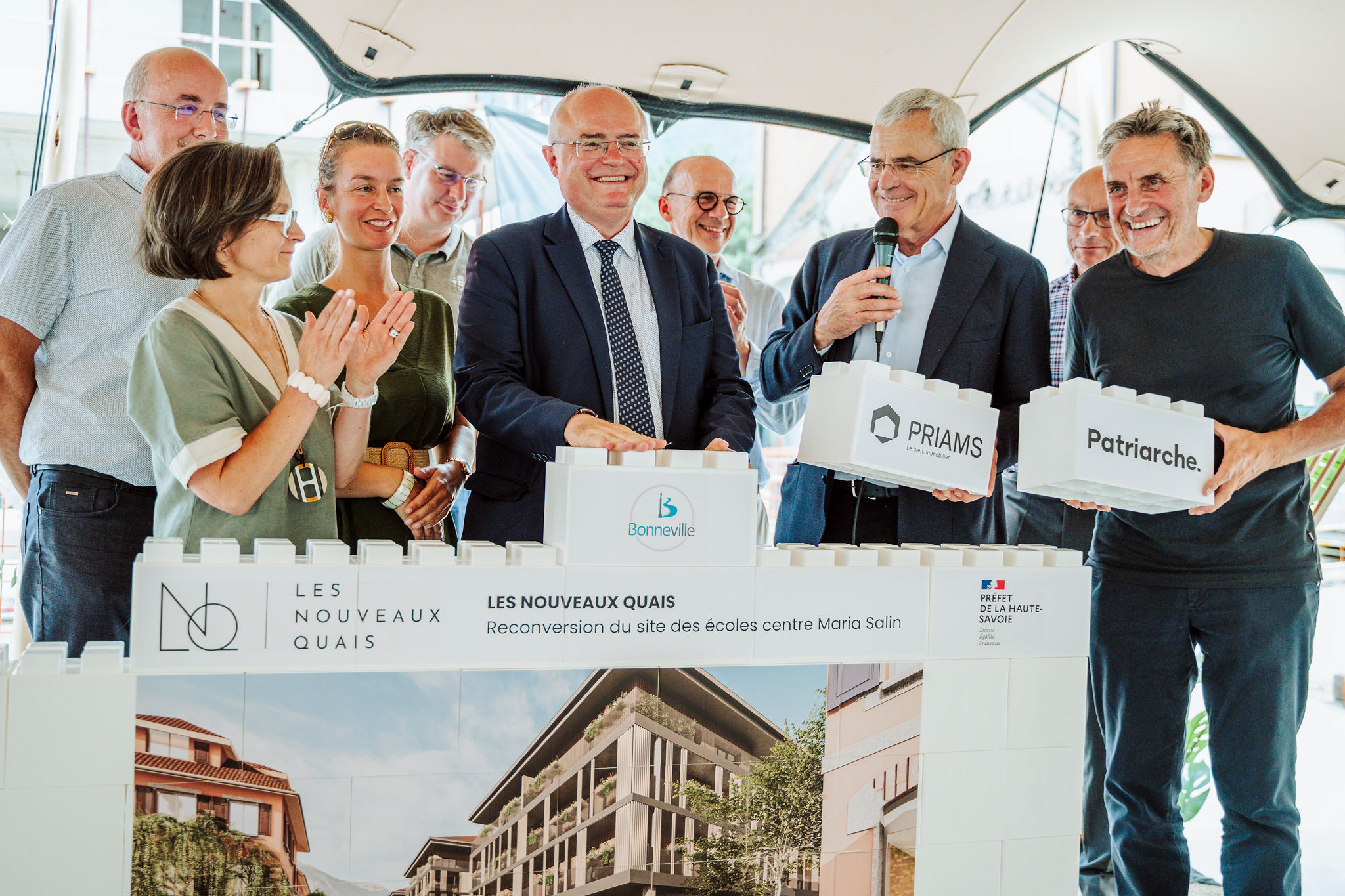 Grand opening Liege Guillemins station plaza outdoor event setup · INNOV'events