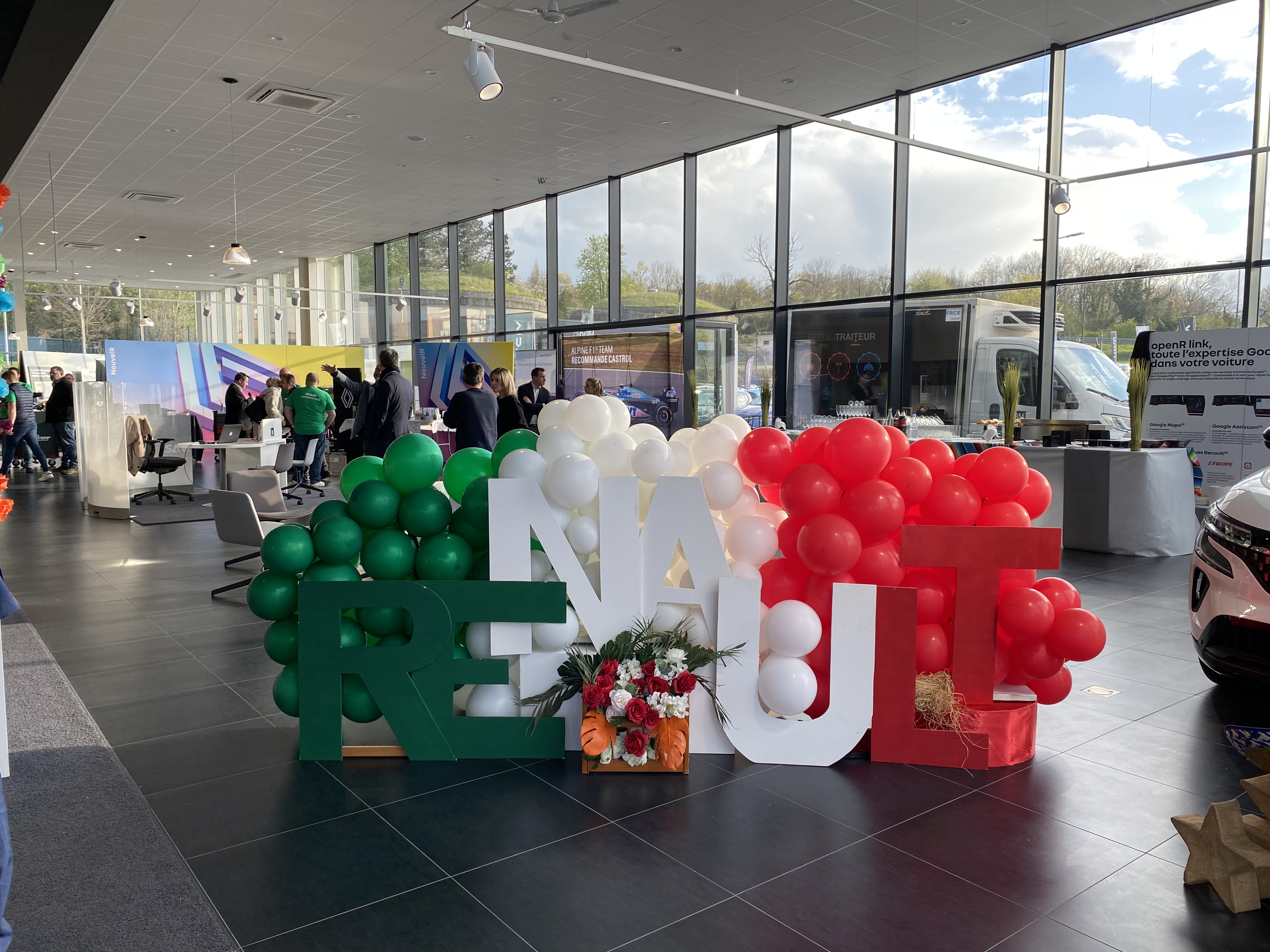 Event venue grand opening Liege La Boverie park garden reception · INNOV'events