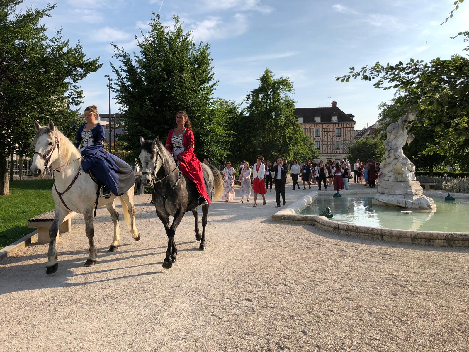 Garden party entreprise Antwerpen avondformule terras · INNOV'events