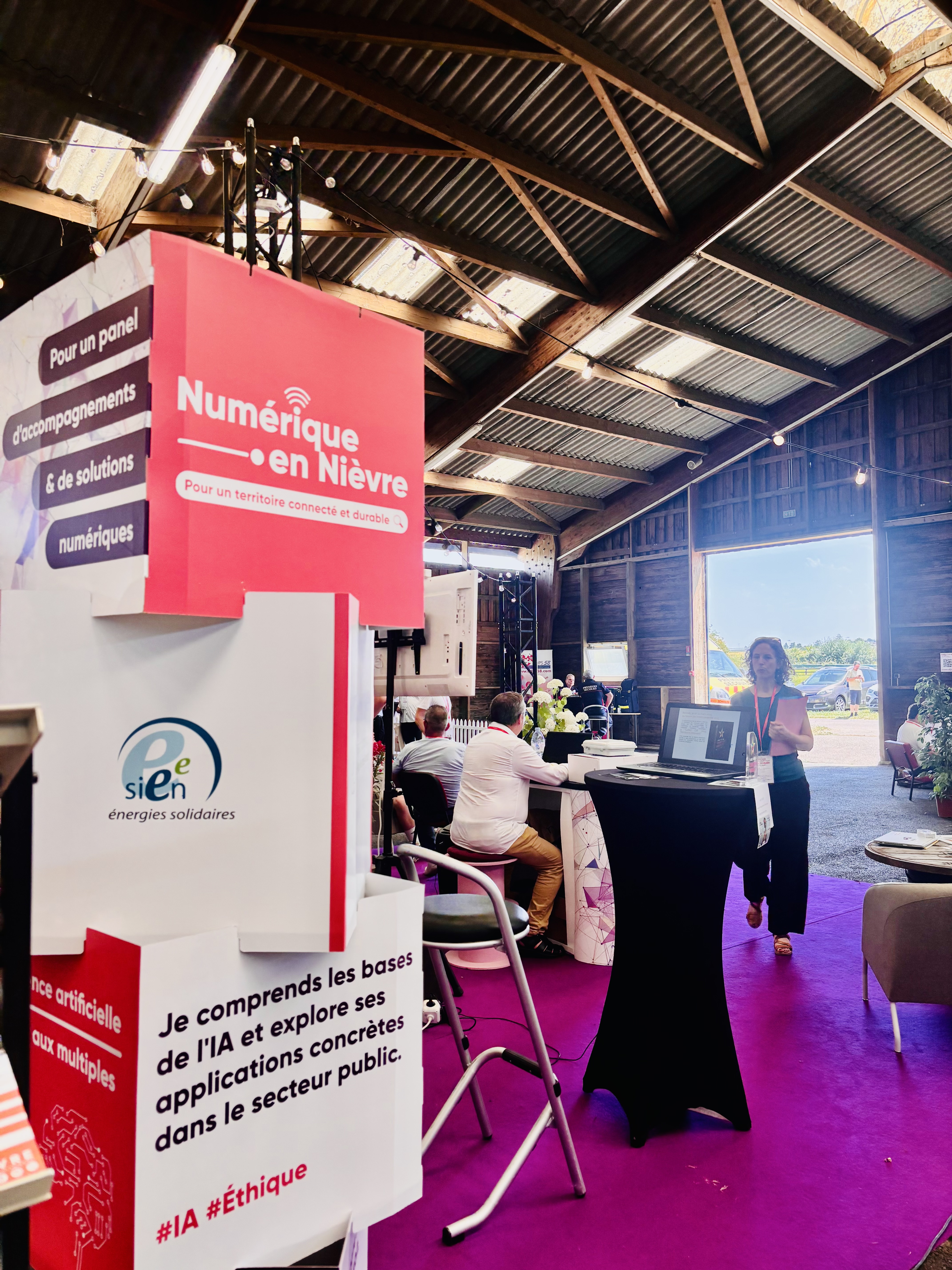 Animatie lichtbranding promotiemateriaal evenement Brussel nacht · INNOV'events