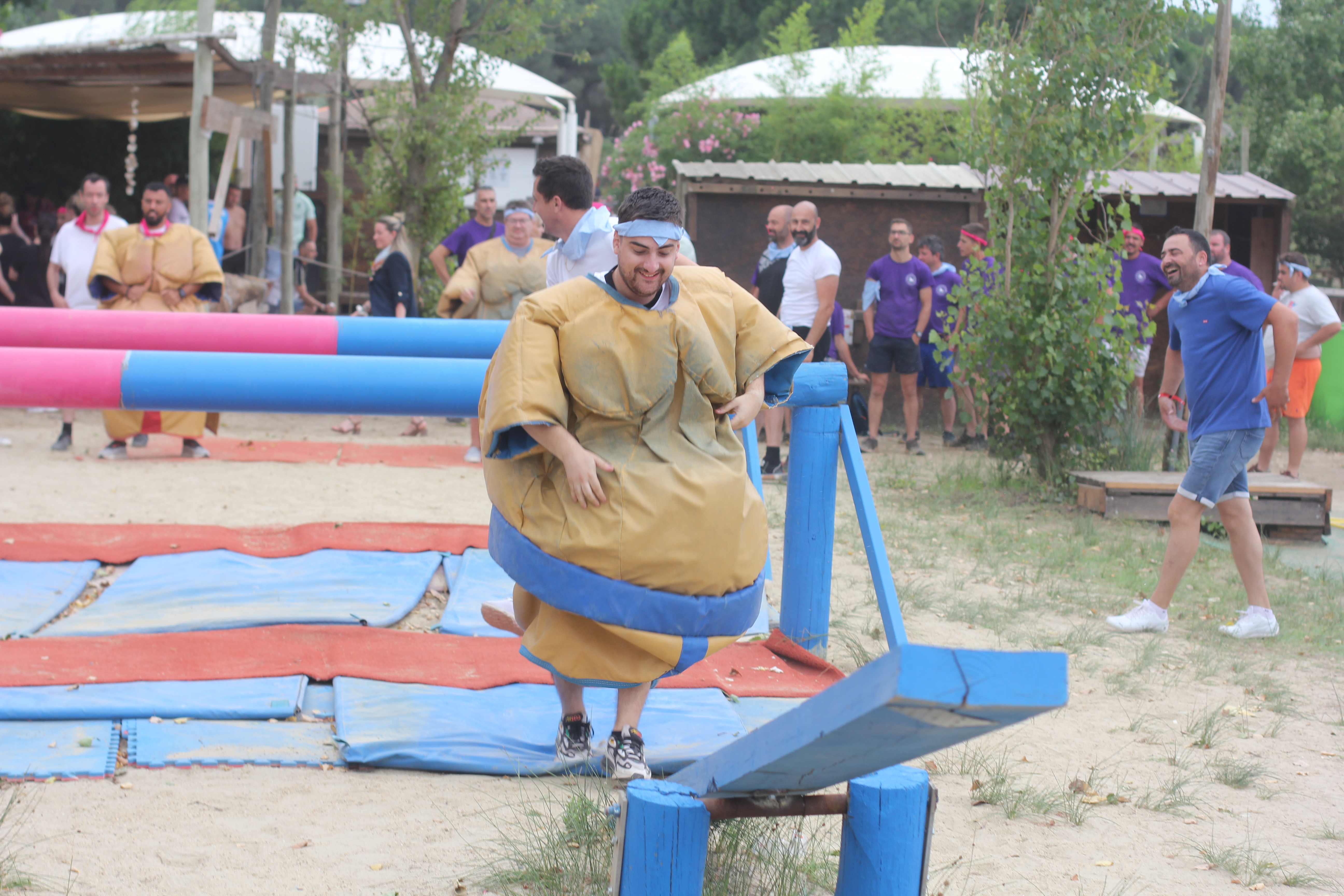 jeux gonflables Anvers collaborateurs obstacle gonflable Eilandje · INNOV'events