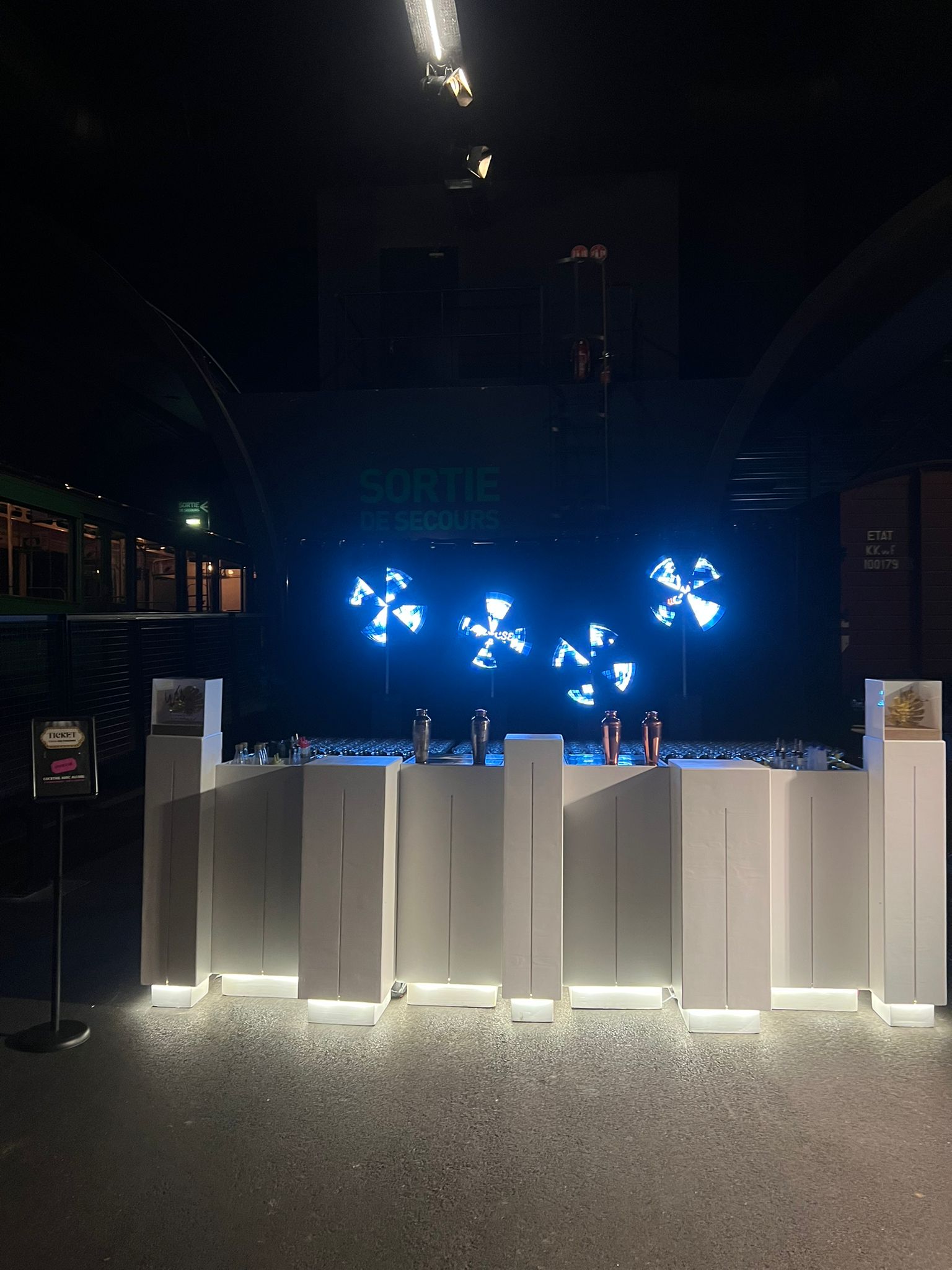 Animation lumière participative flocage lumineux Bruxelles équipes corporate · INNOV'events