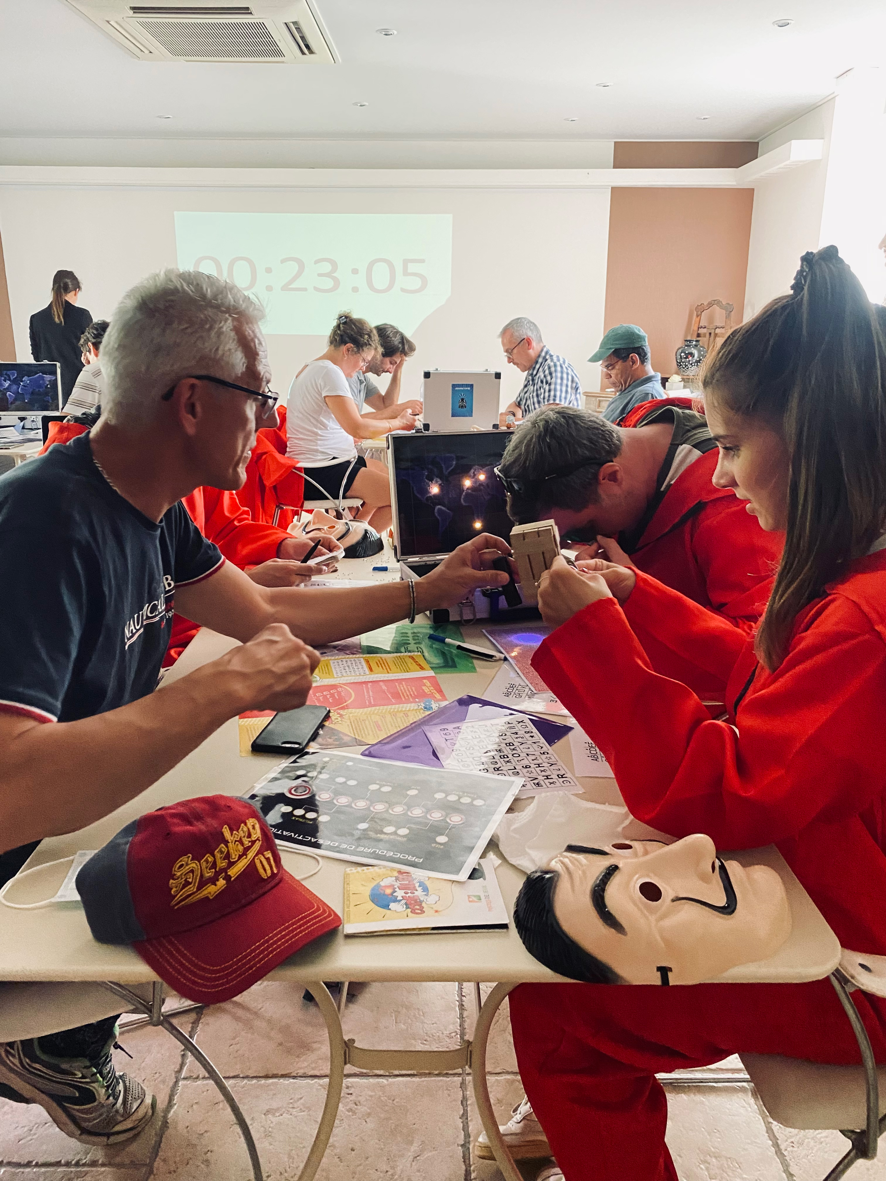 Escape game bedrijf Luik netwerkmoment Cité Miroir na activiteit · INNOV'events
