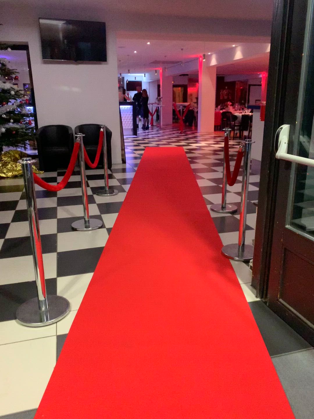 Cocktail & Gala entreprise Anvers clôture lumineuse port Eilandje · INNOV'events