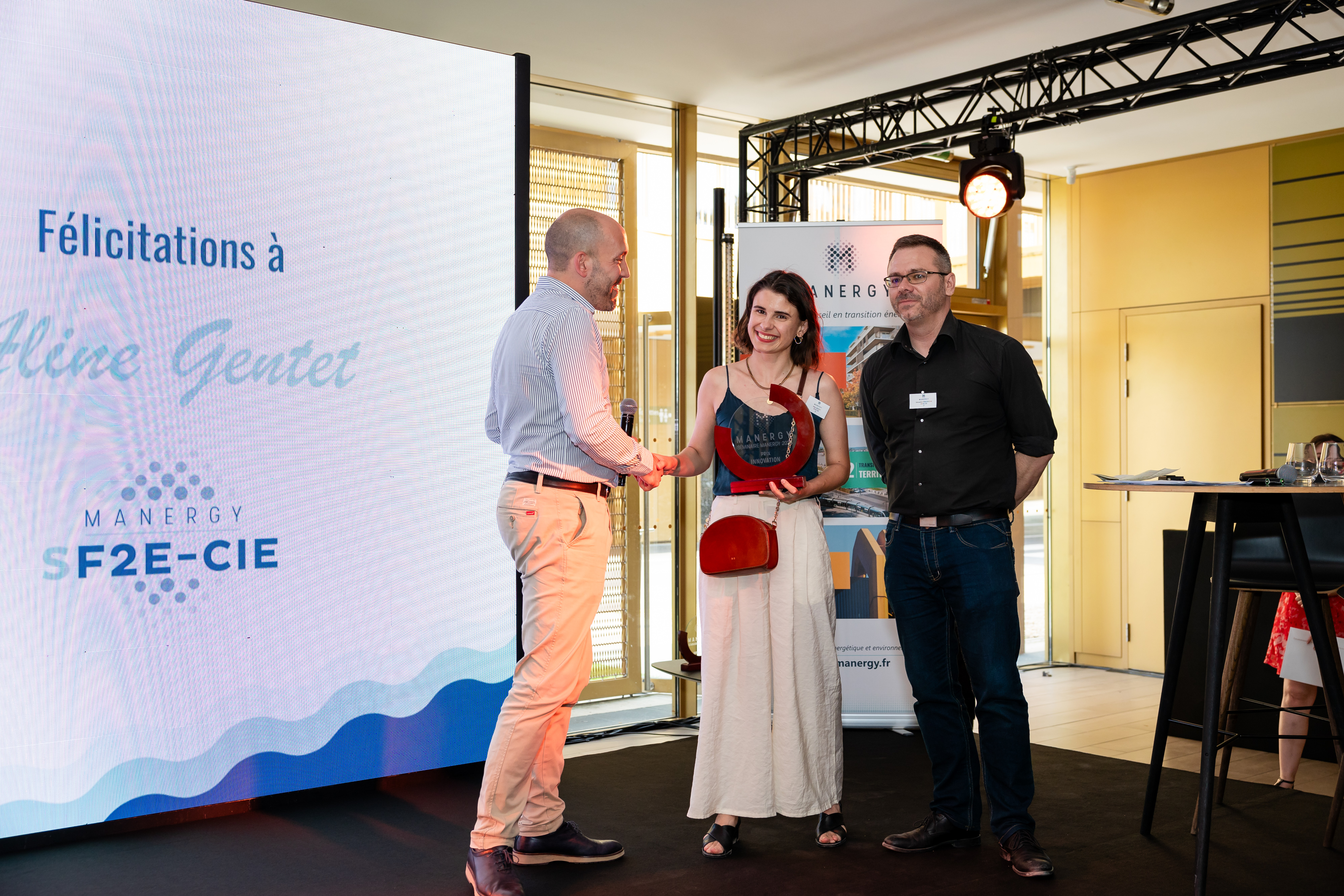 Presentator gala Antwerpen Grote Markt avondsetting bedrijf · INNOV'events