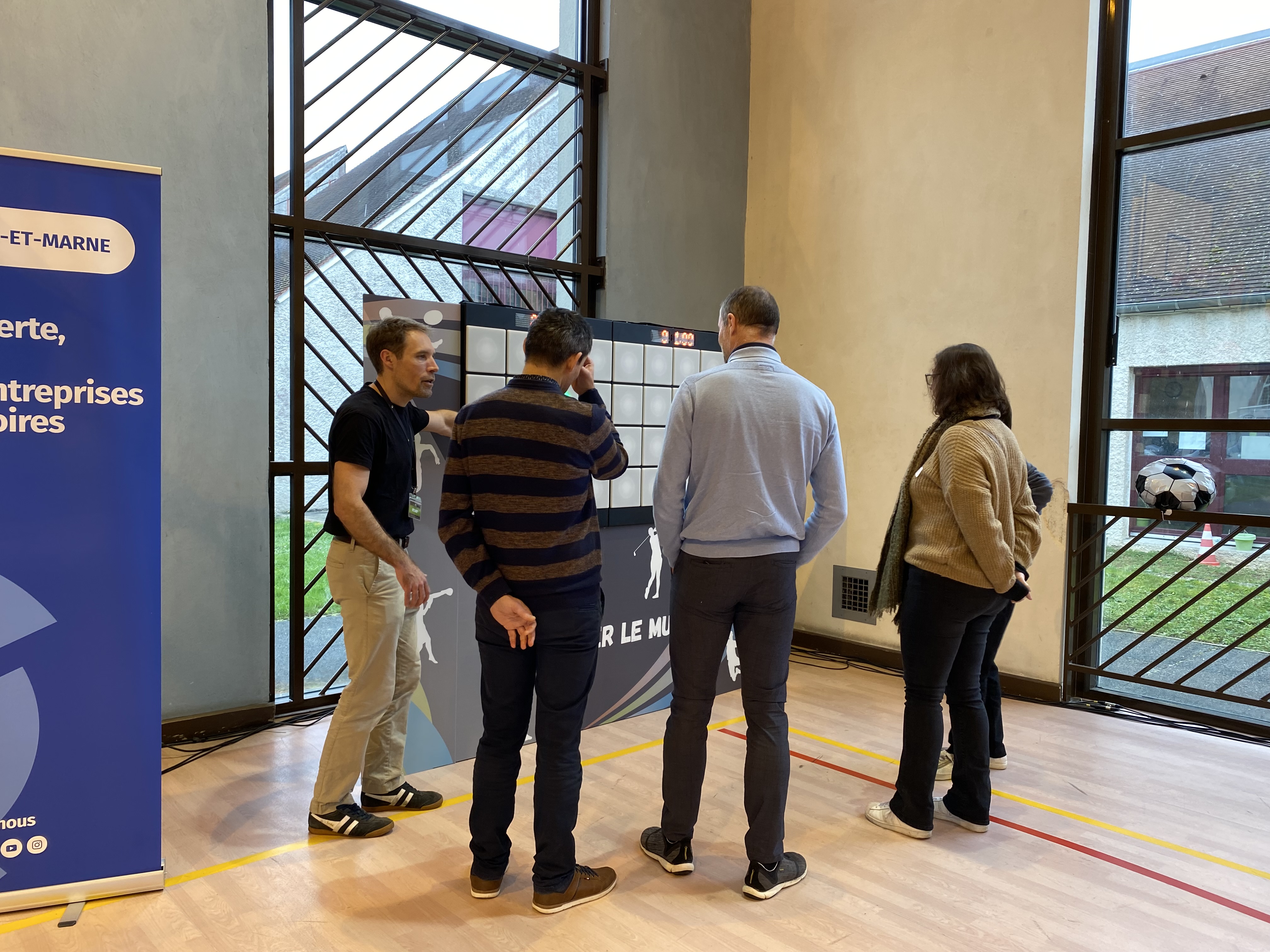 Standactivatie buiten Tour & Taxis Brussel bedrijven · INNOV'events