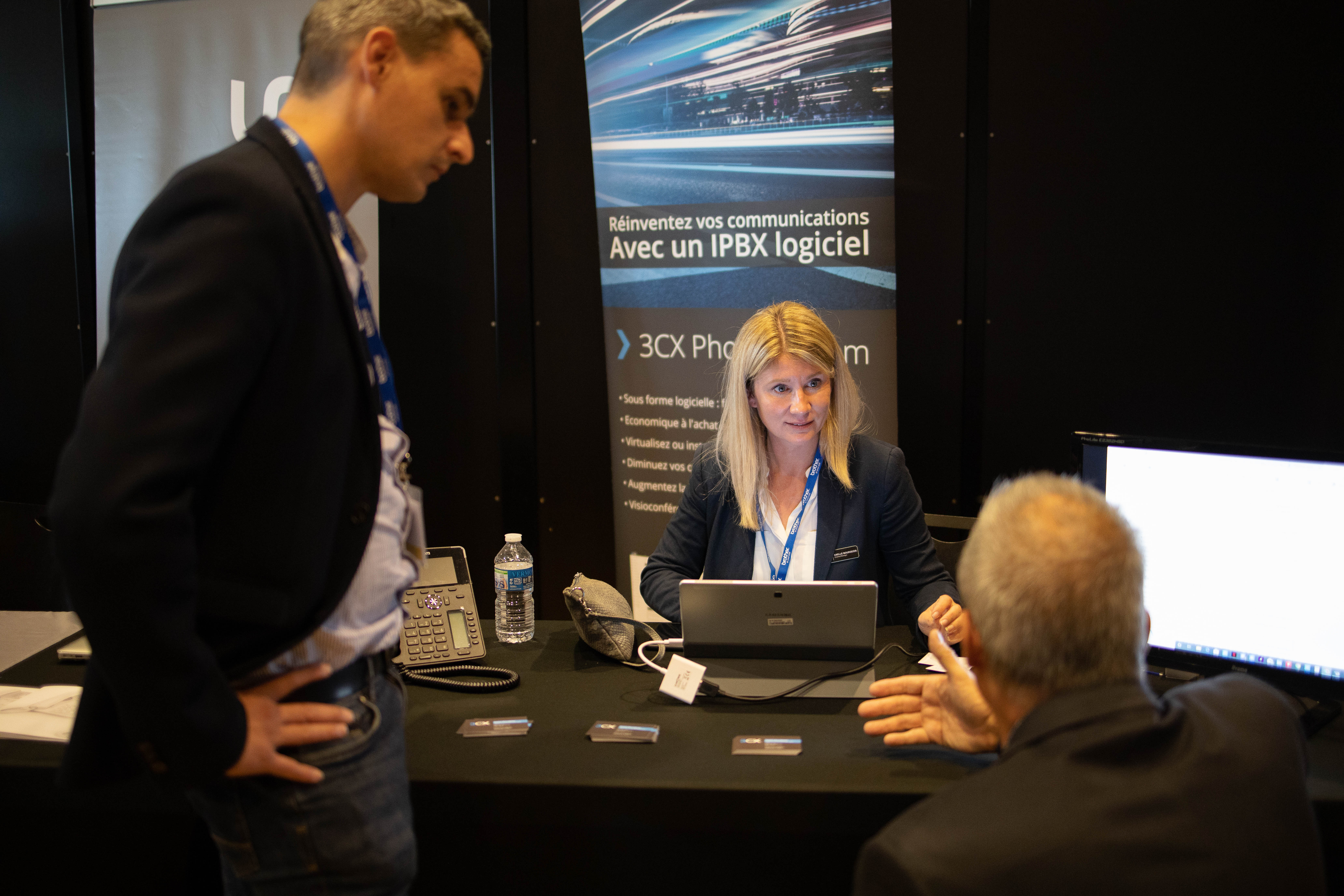 Interactieve demonstratie beursstand Brussel productlancering · INNOV'events evenementenbureau