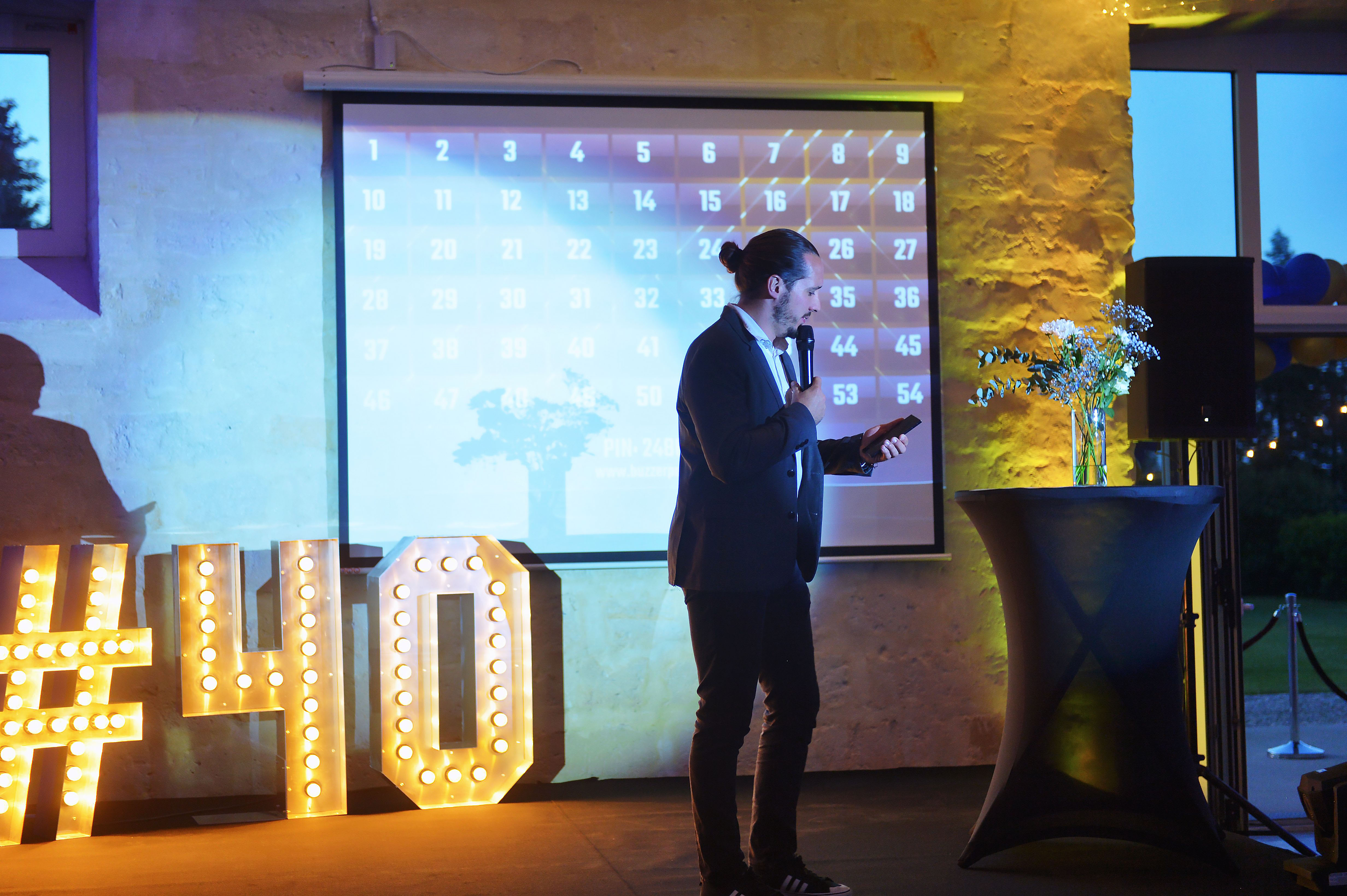 Teamactiviteit Brussel Grote Markt outdoor groepsanimatie · INNOV'events