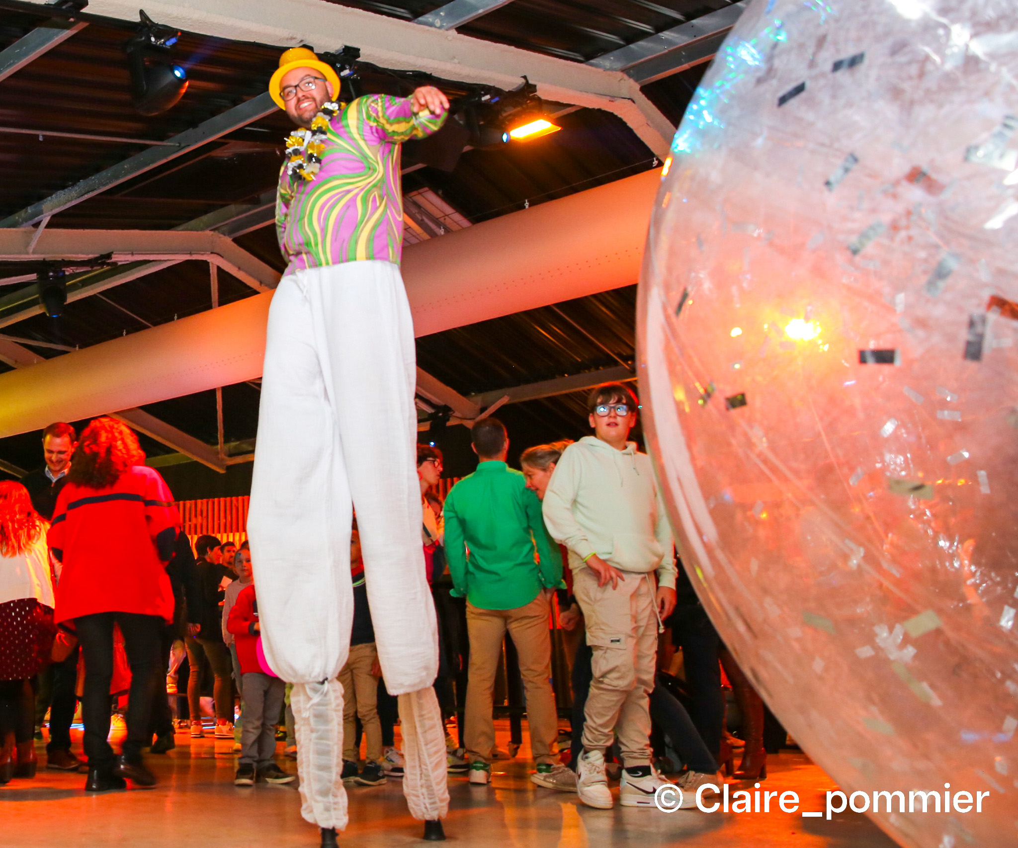 Walking dinner Eilandje Antwerpen mime act tafelsanimatie buiten · INNOV'events