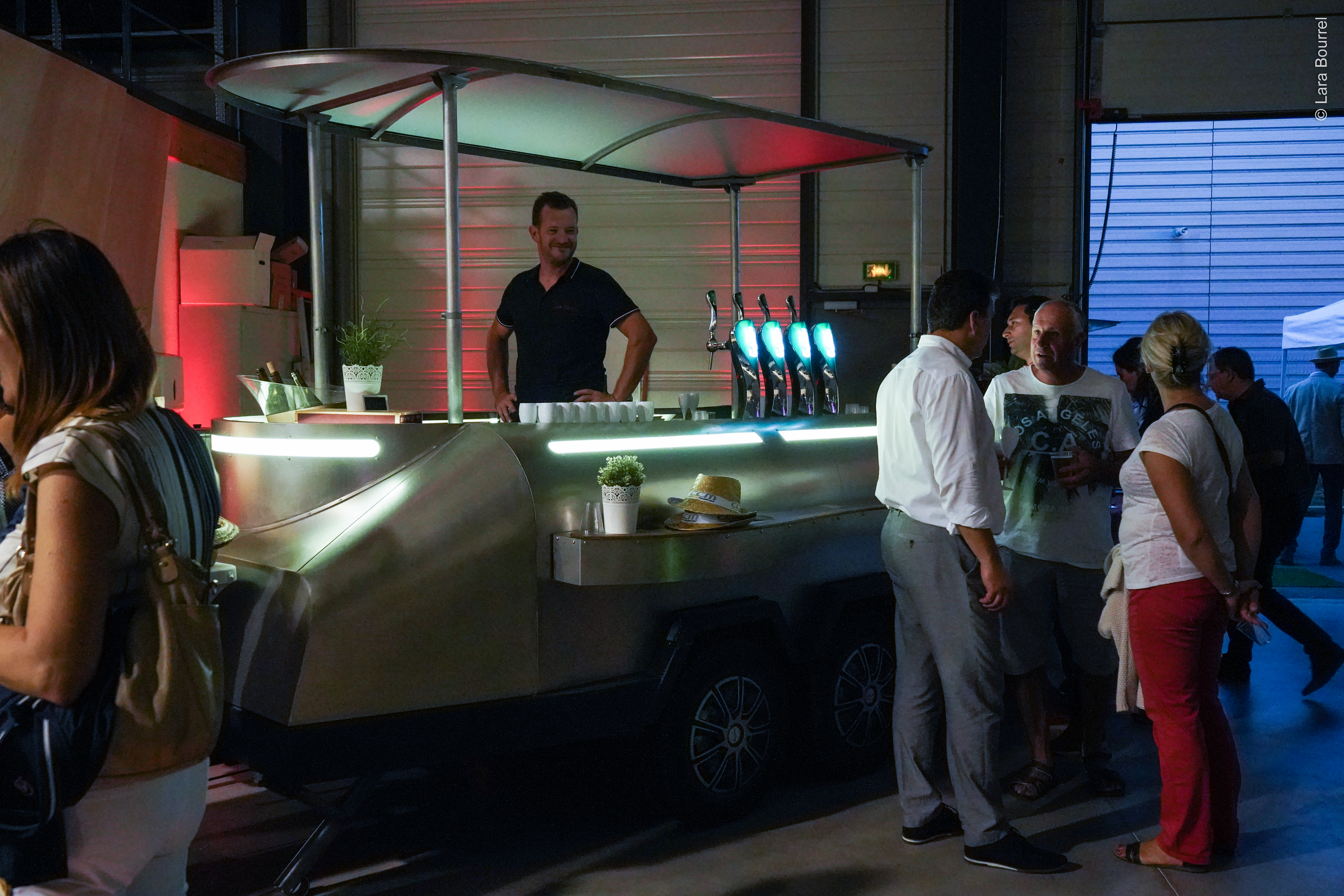 Animation casino soirée gala entreprise Anvers tables de jeux espace lounge · INNOV'events