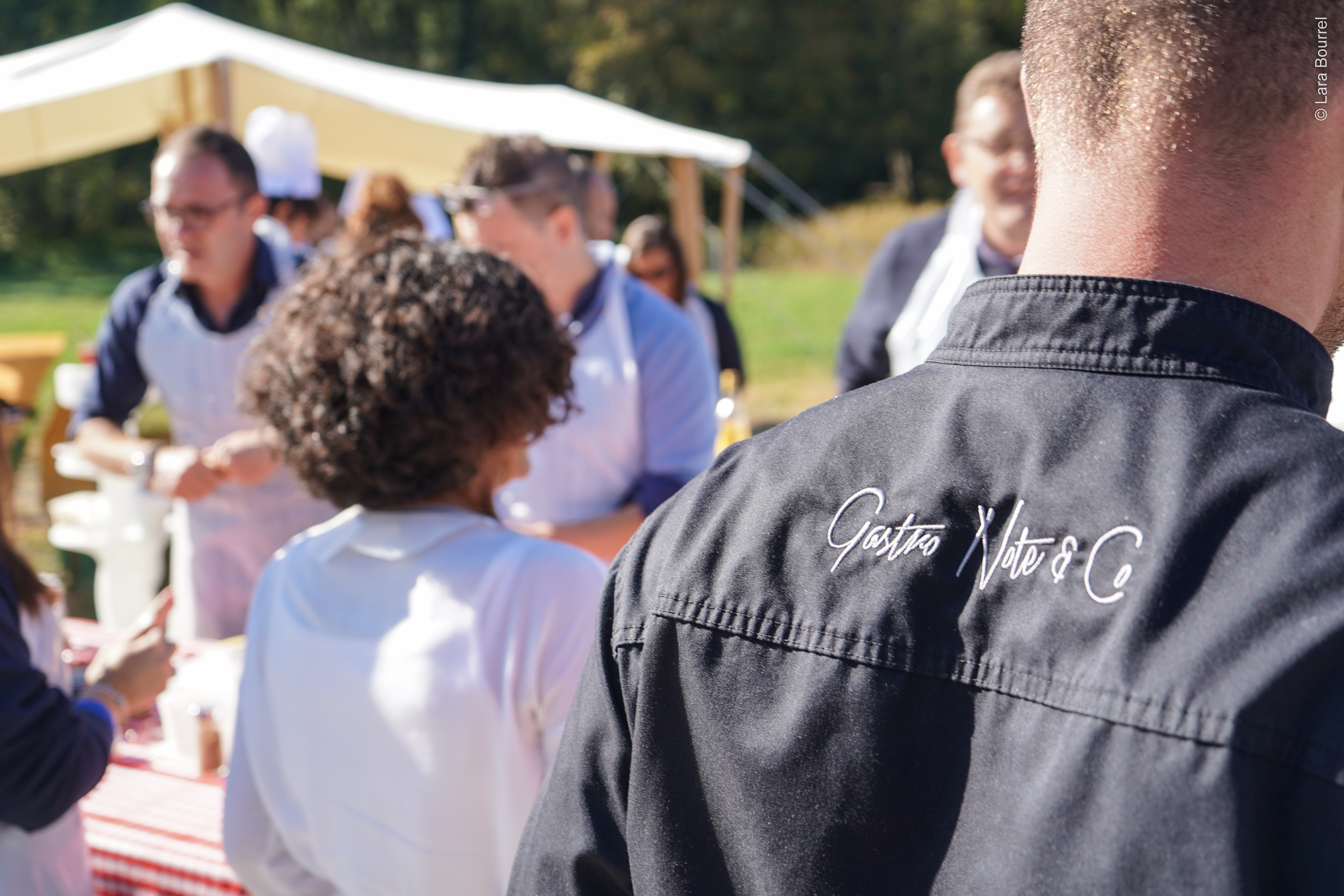 cours de cuisine type MasterChef Liège dressage assiettes jury chef en direct · INNOV'events